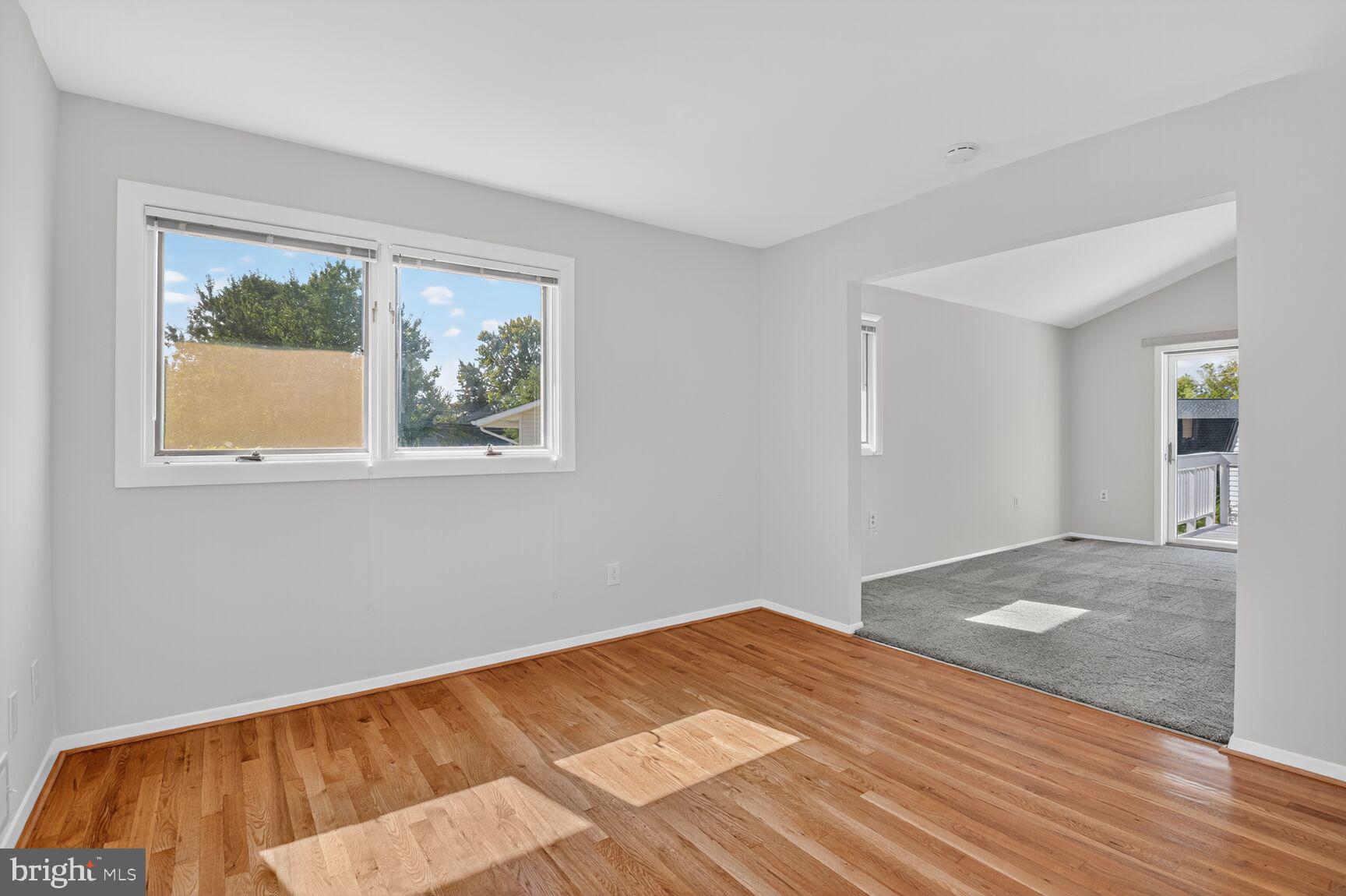 WHEATON WOODS - Residential