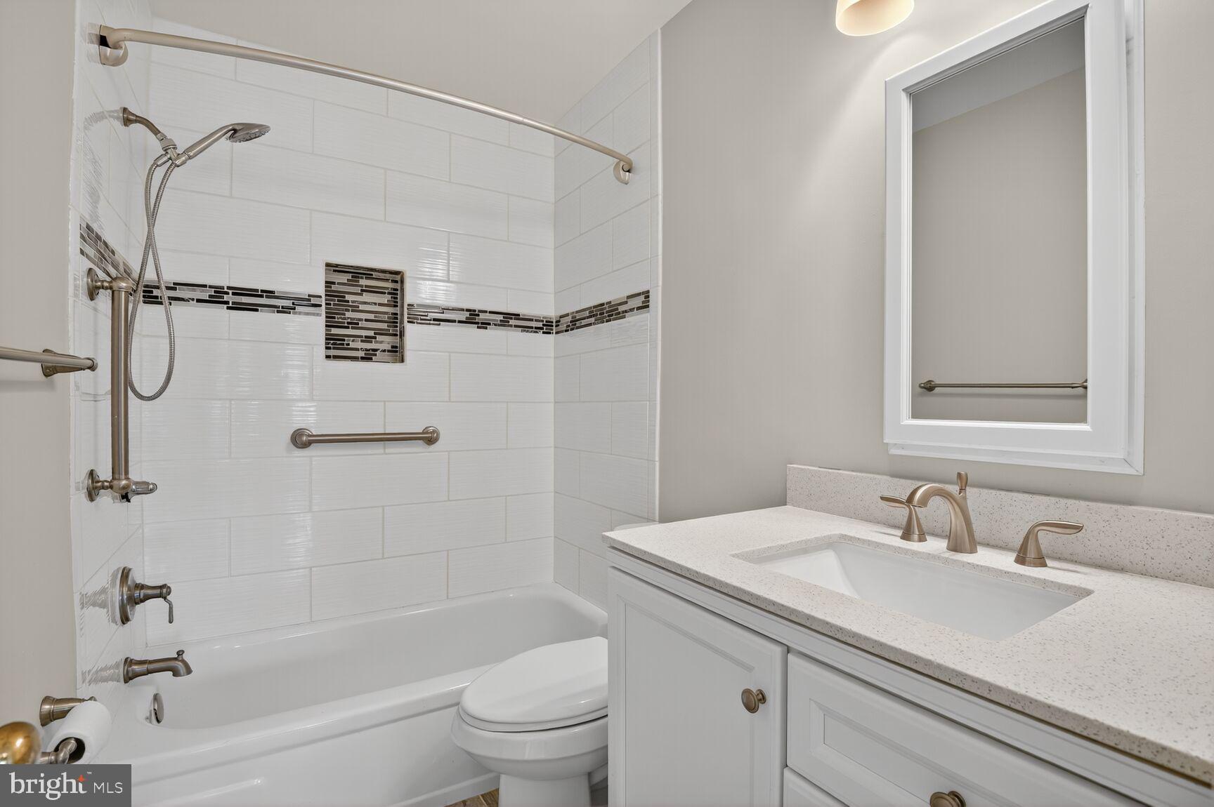 WHEATON WOODS - Residential