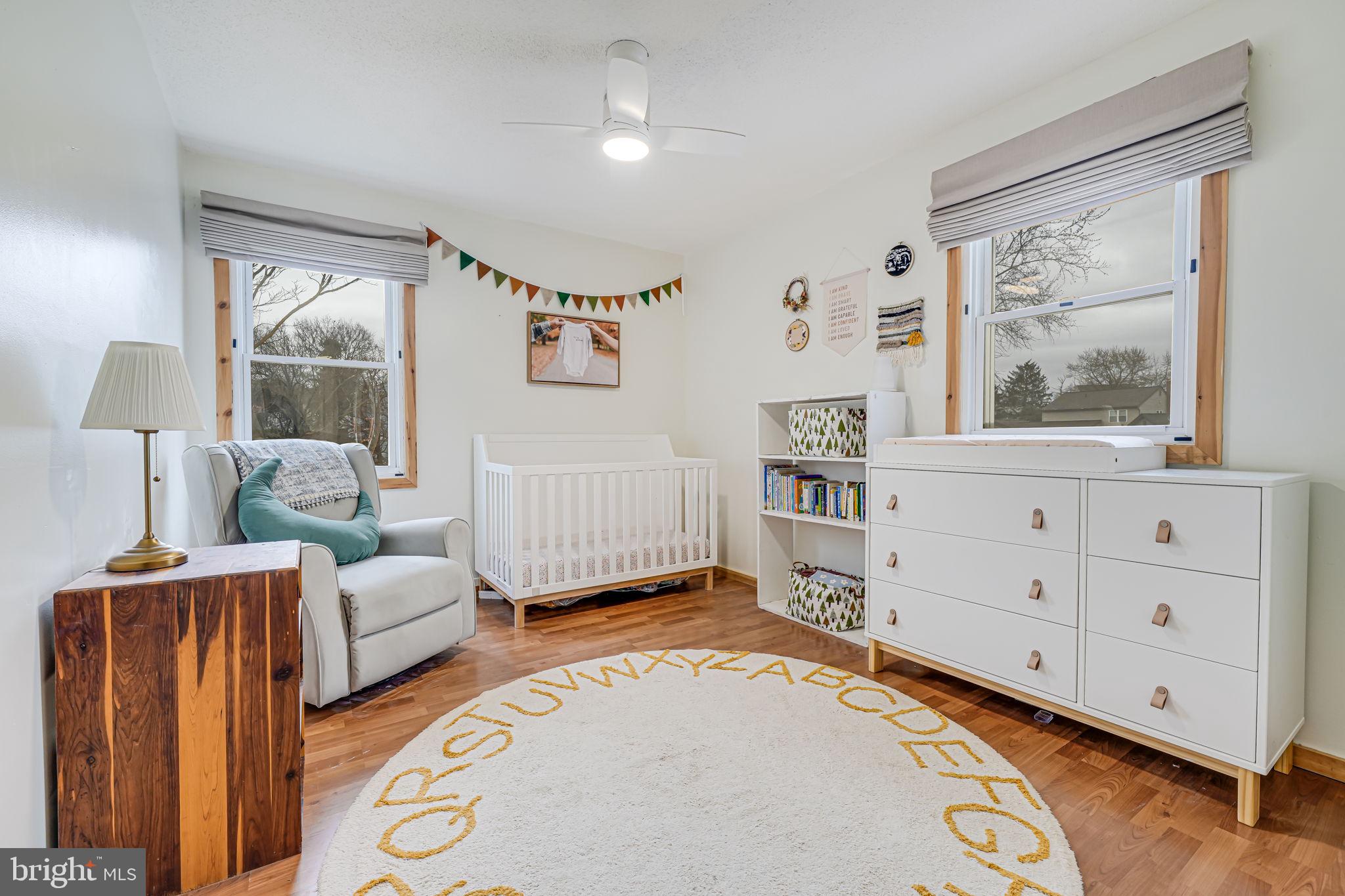 OAK TREE - Residential