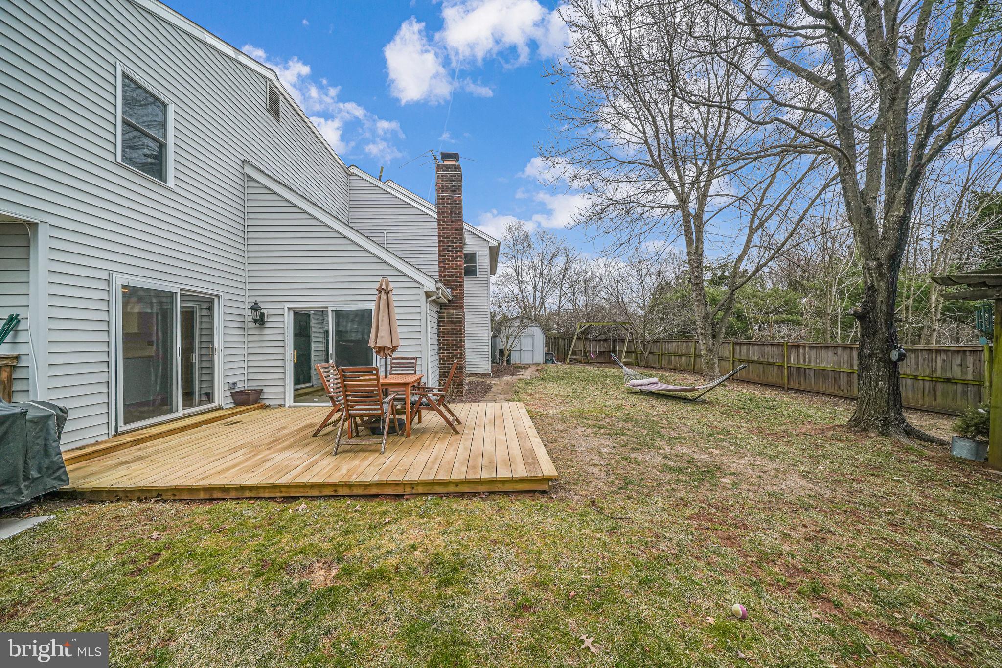 OAK TREE - Residential