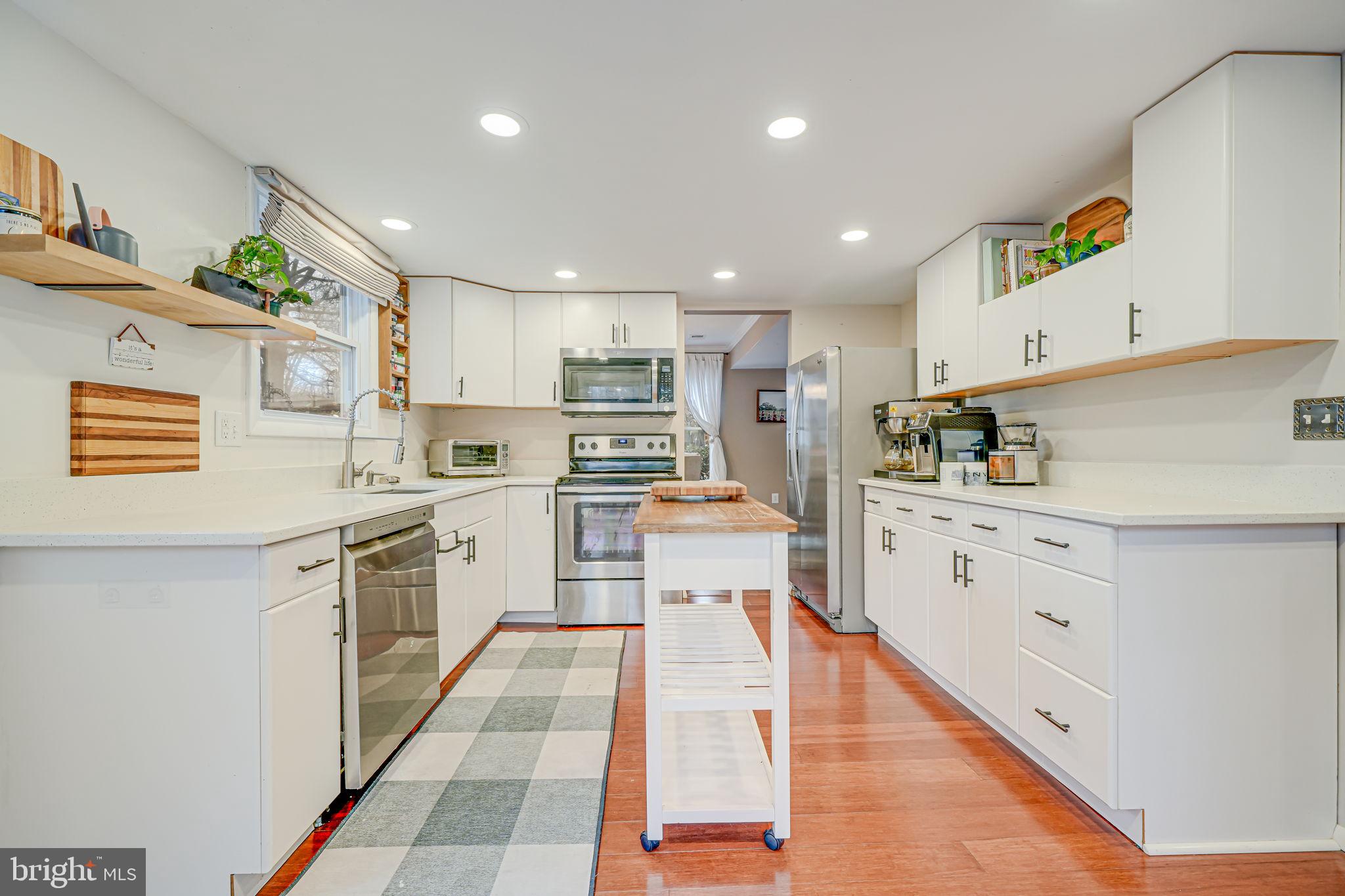 OAK TREE - Residential