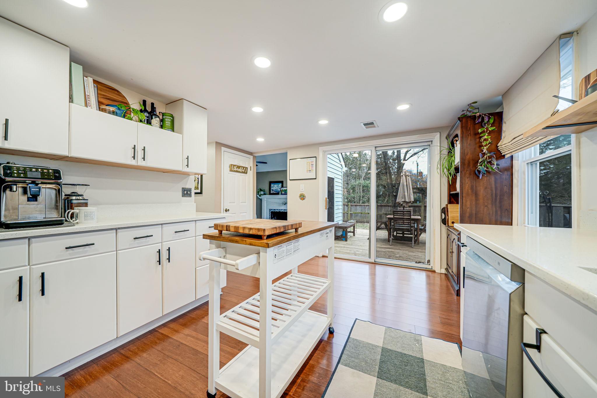 OAK TREE - Residential