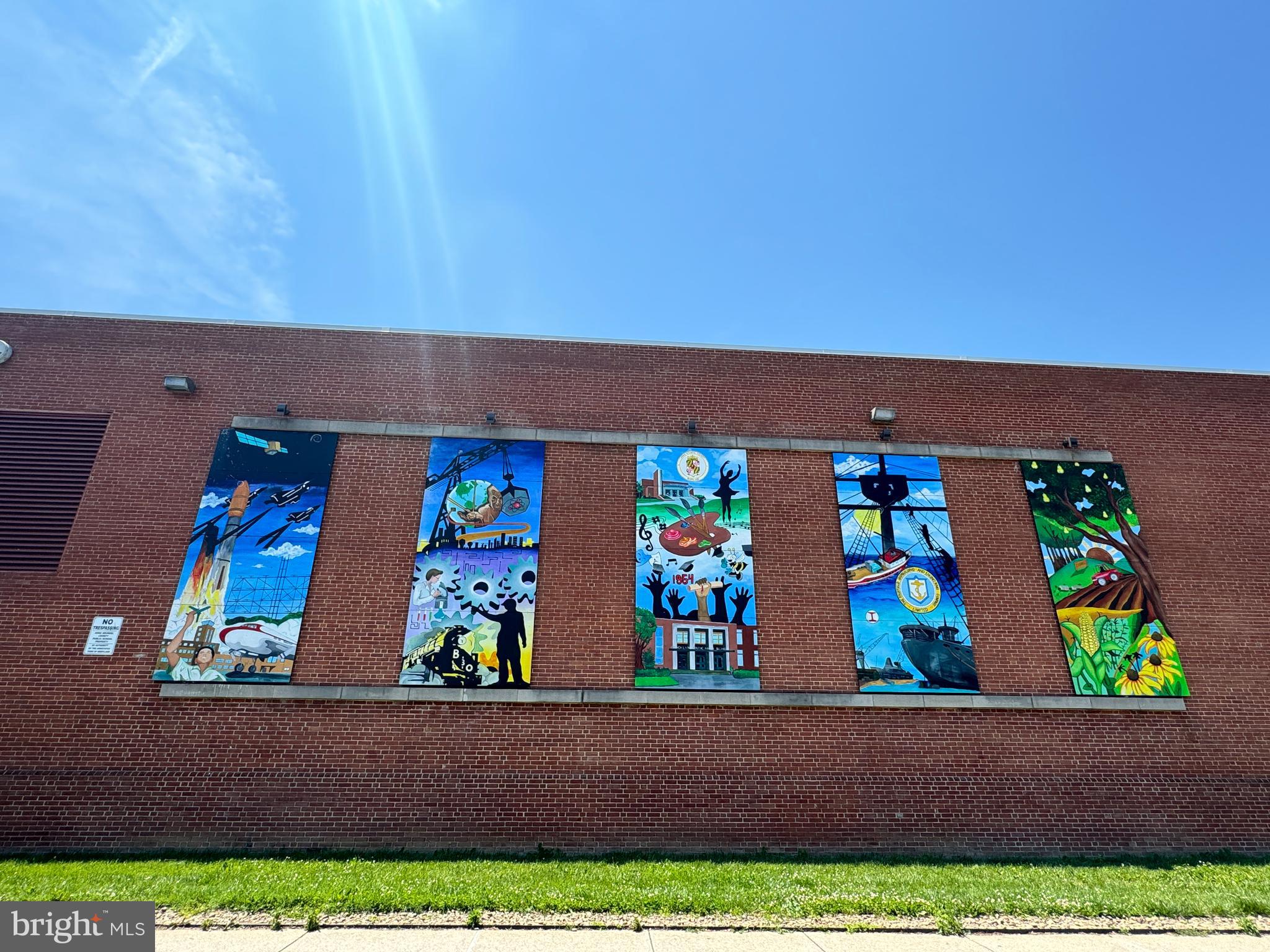 ARUNDEL GARDENS - Residential