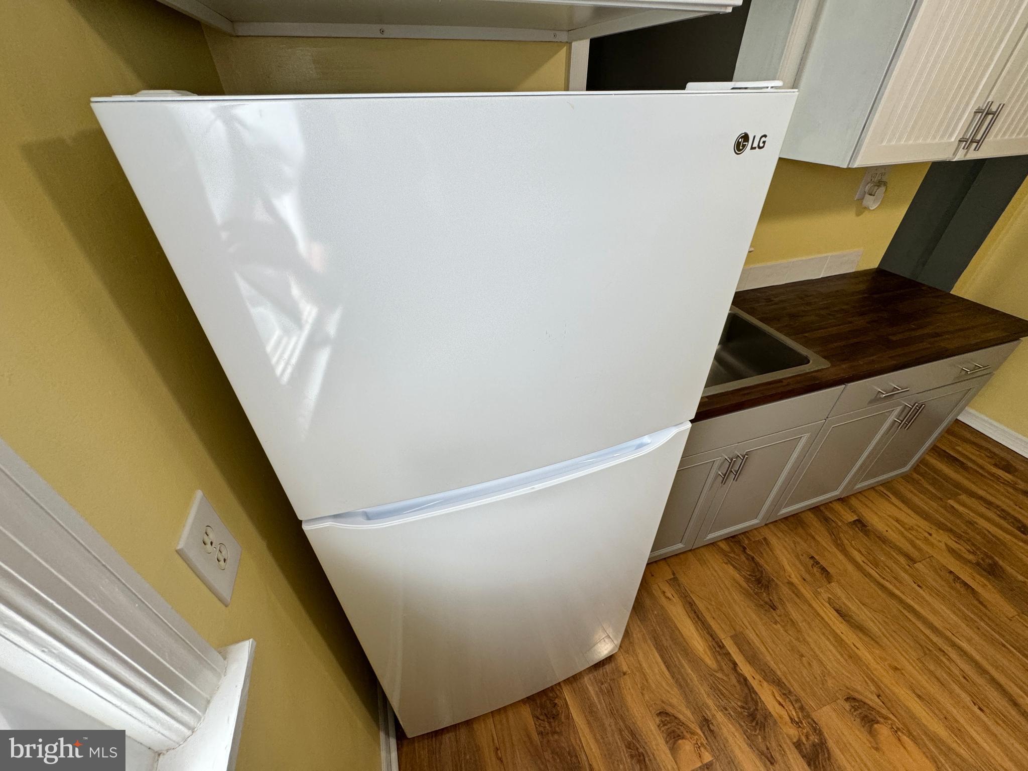 ARUNDEL GARDENS - Residential