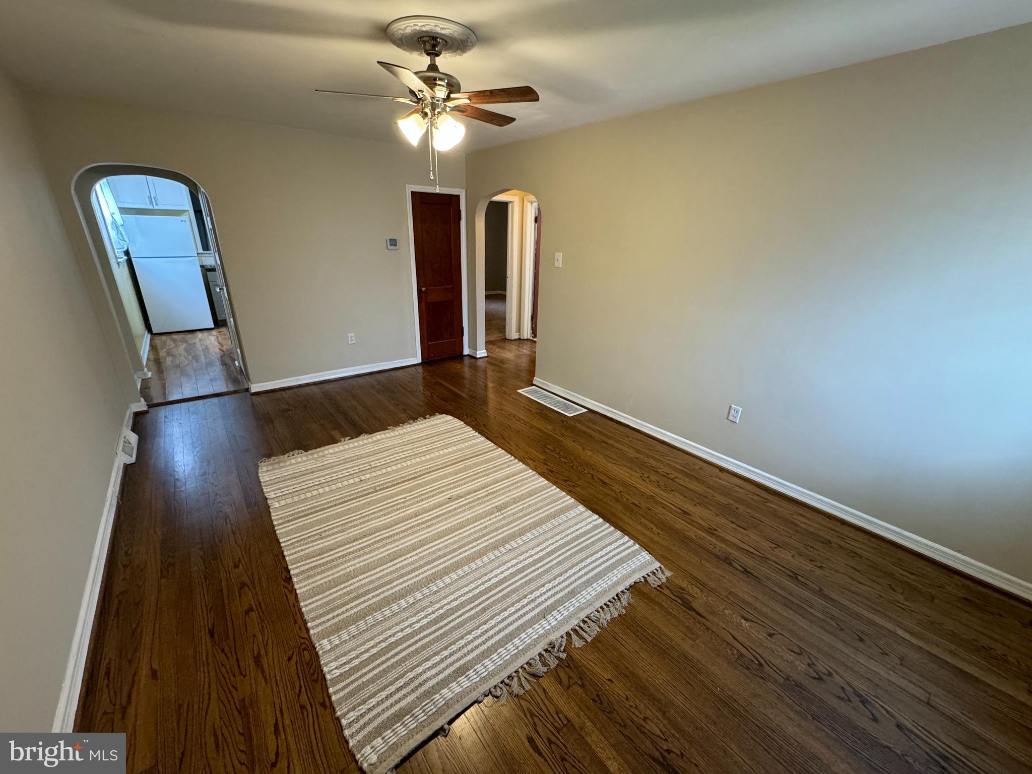 ARUNDEL GARDENS - Residential