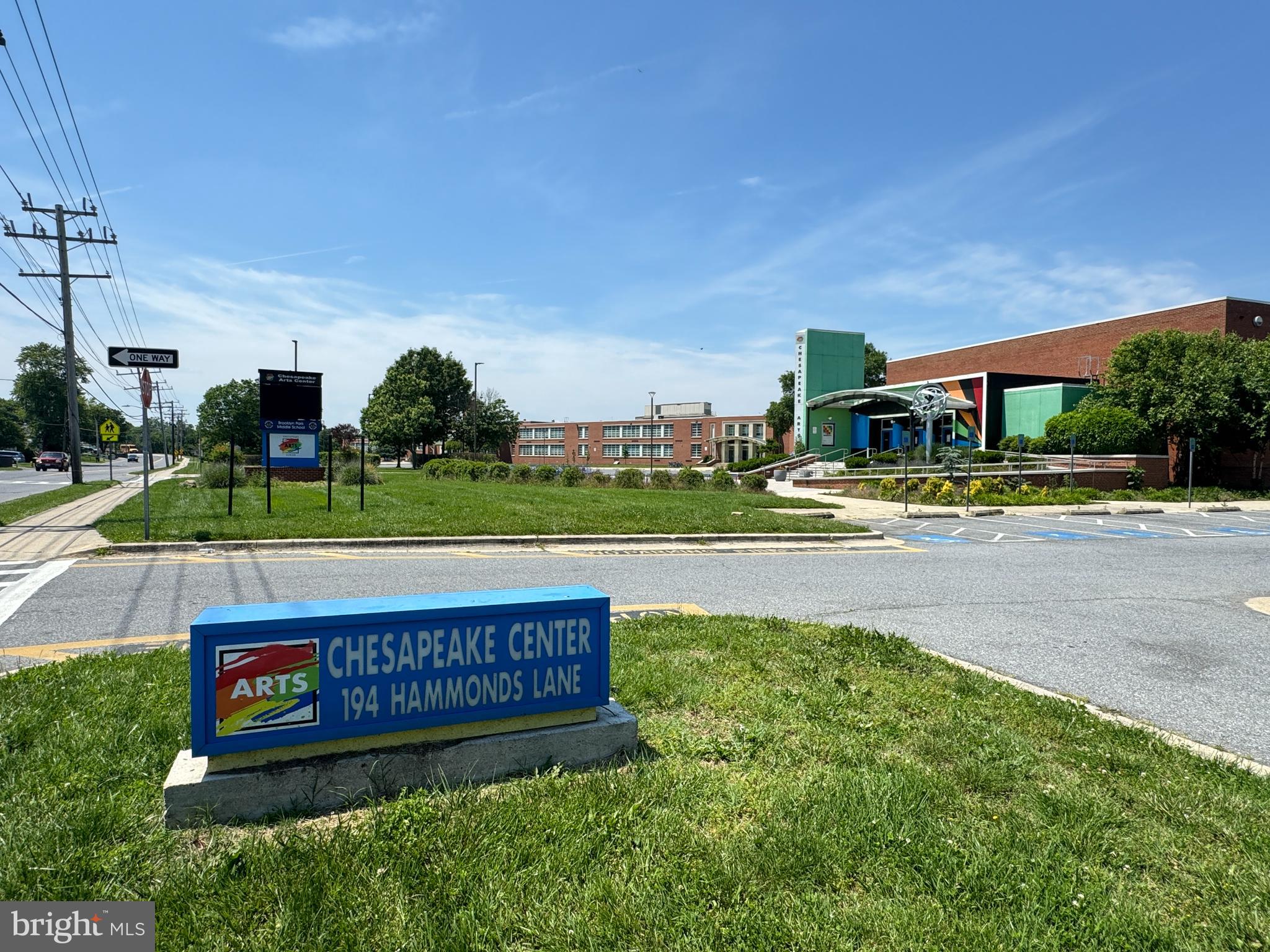 ARUNDEL GARDENS - Residential