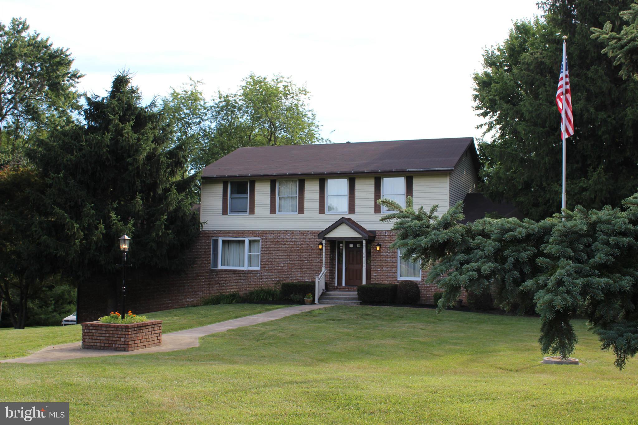 NORRIS RUN WOODS - Residential