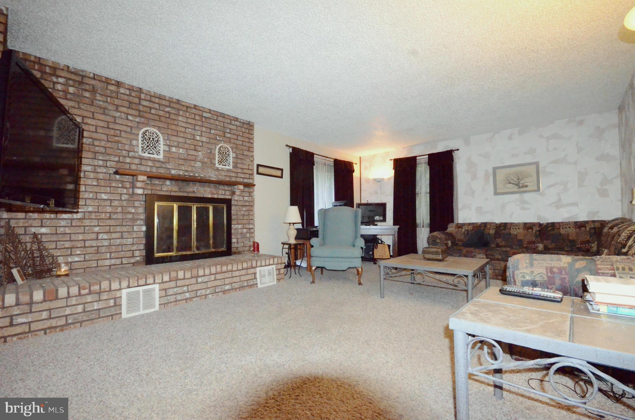 NORRIS RUN WOODS - Residential