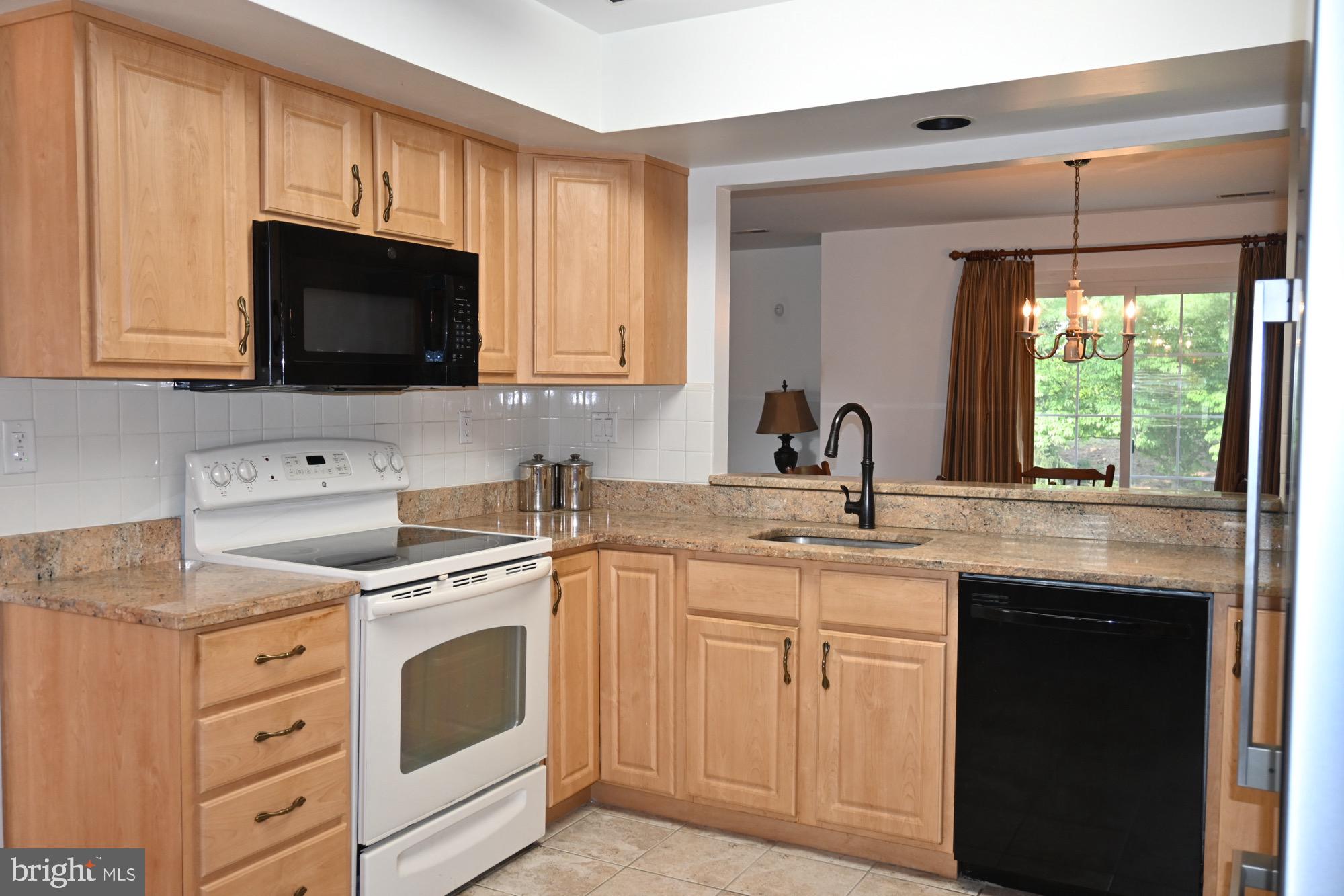 7201 UNION COURT