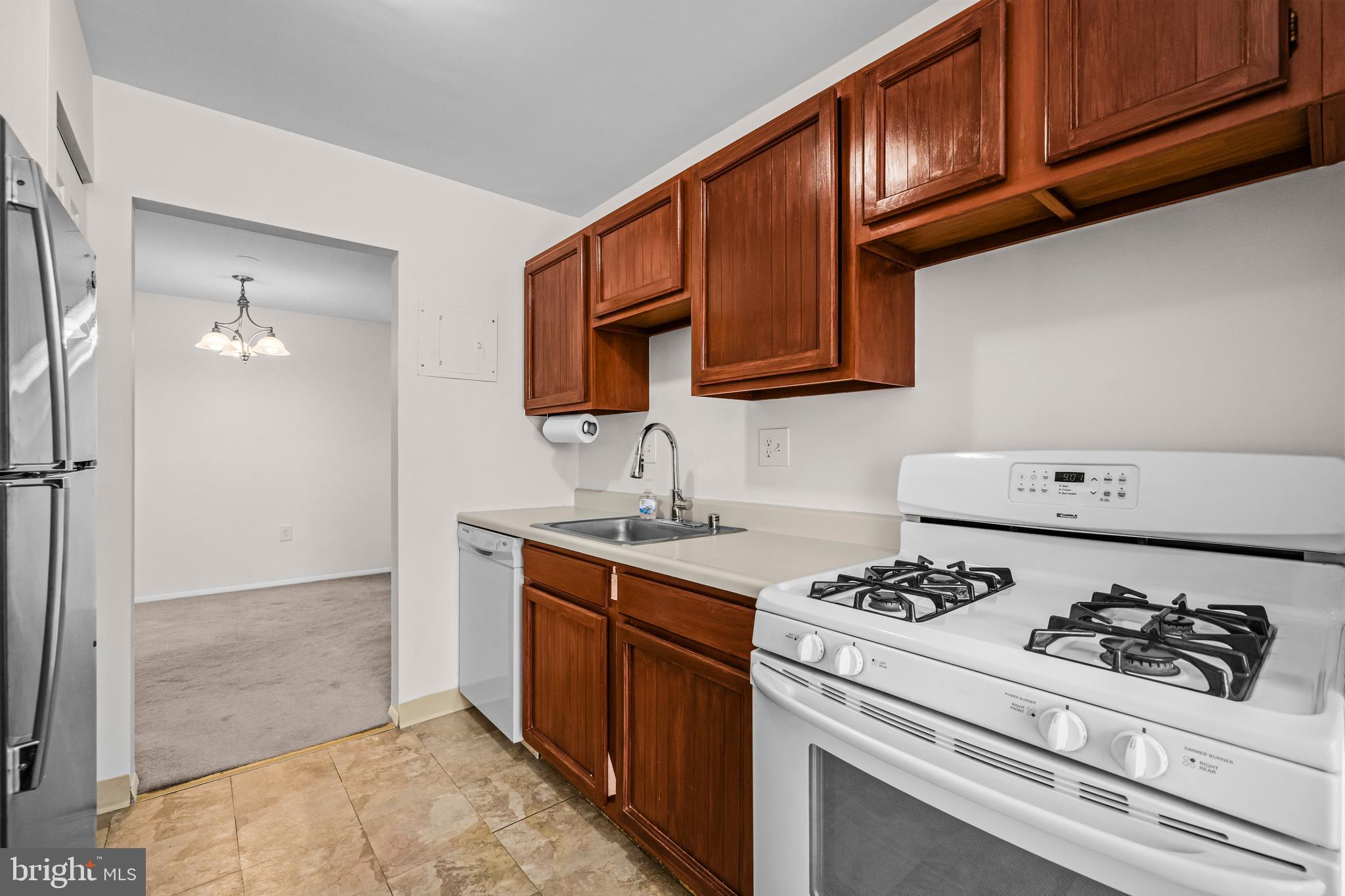 VALLEY PARK CONDOMINIUMS - Residential