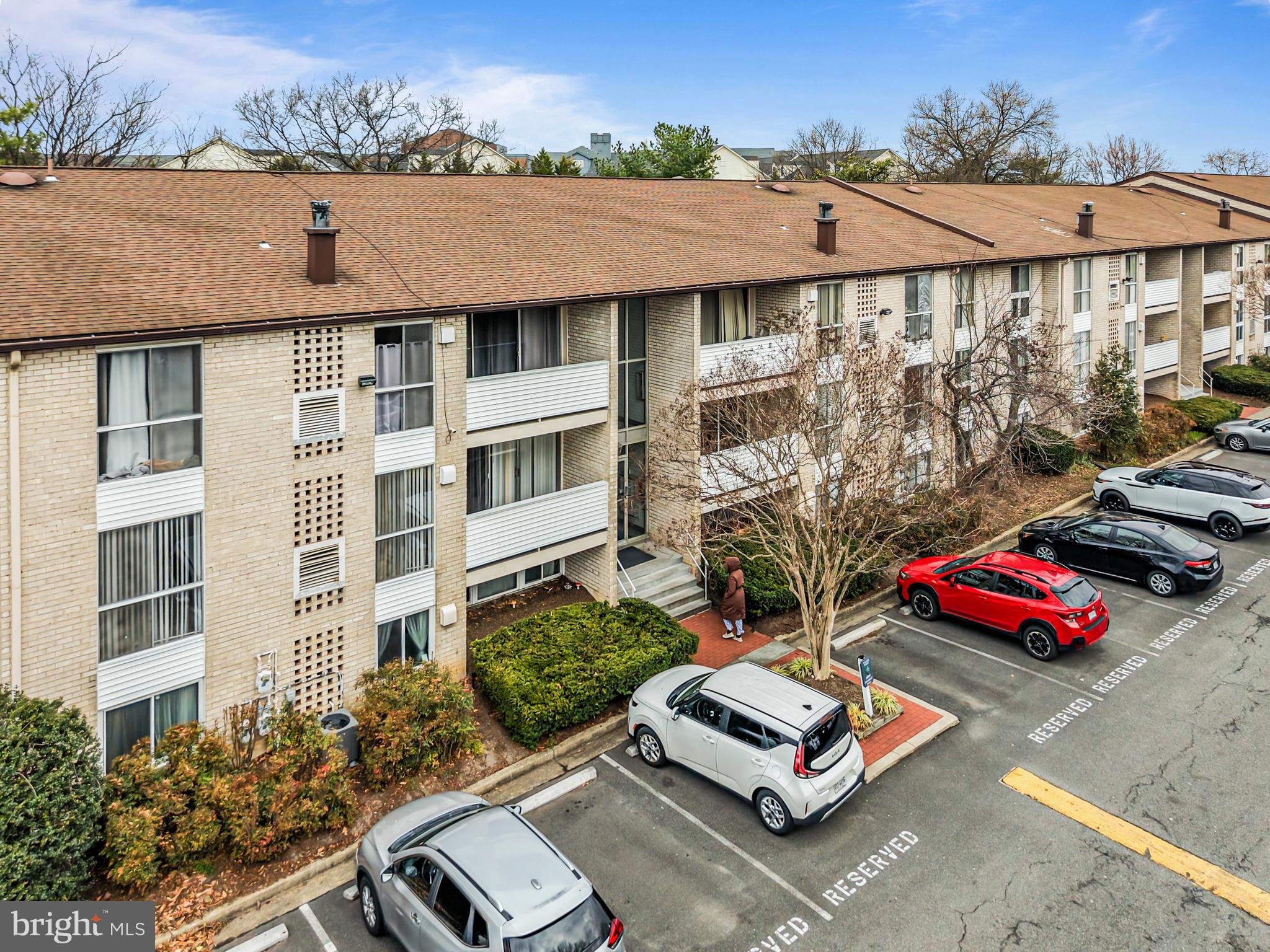 VALLEY PARK CONDOMINIUMS - Residential