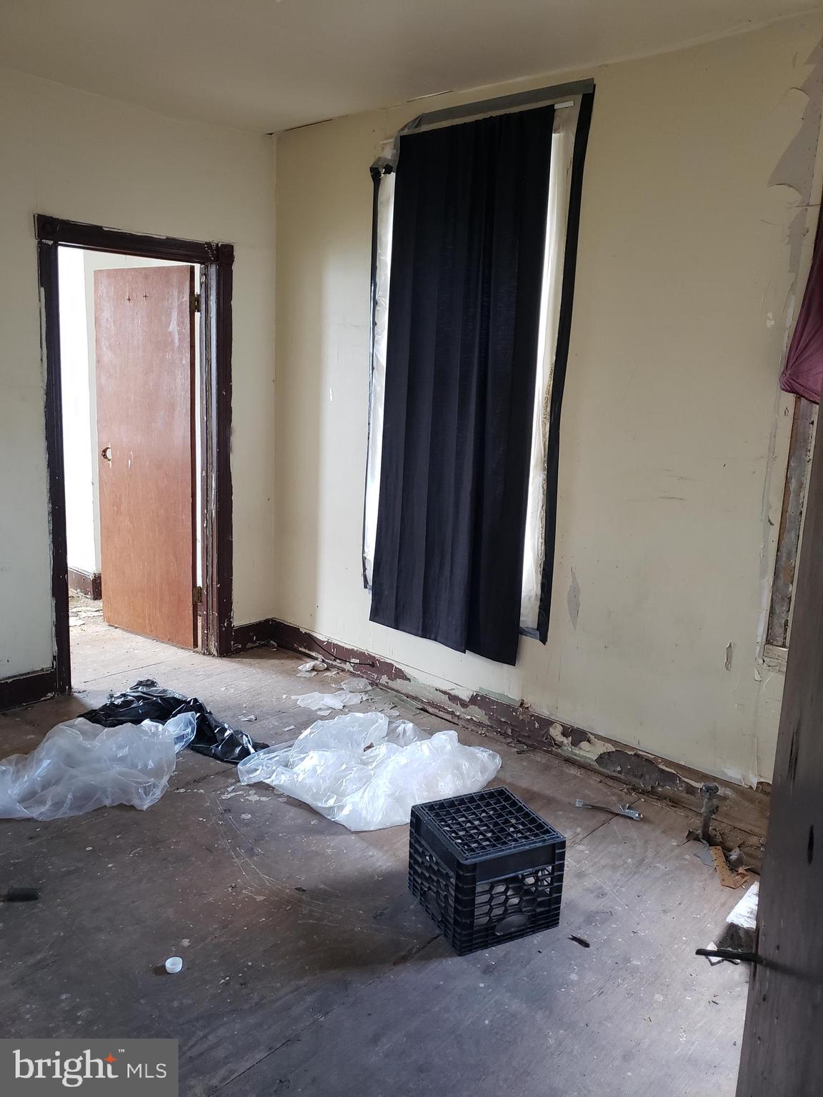 STRAWBERRY MANSION - Residential