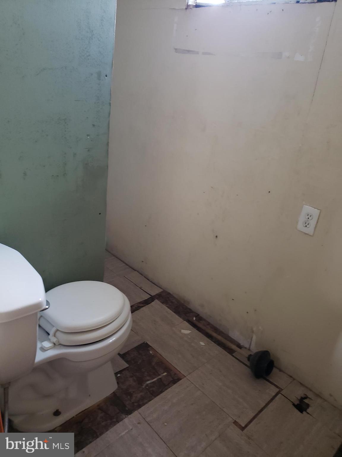 STRAWBERRY MANSION - Residential