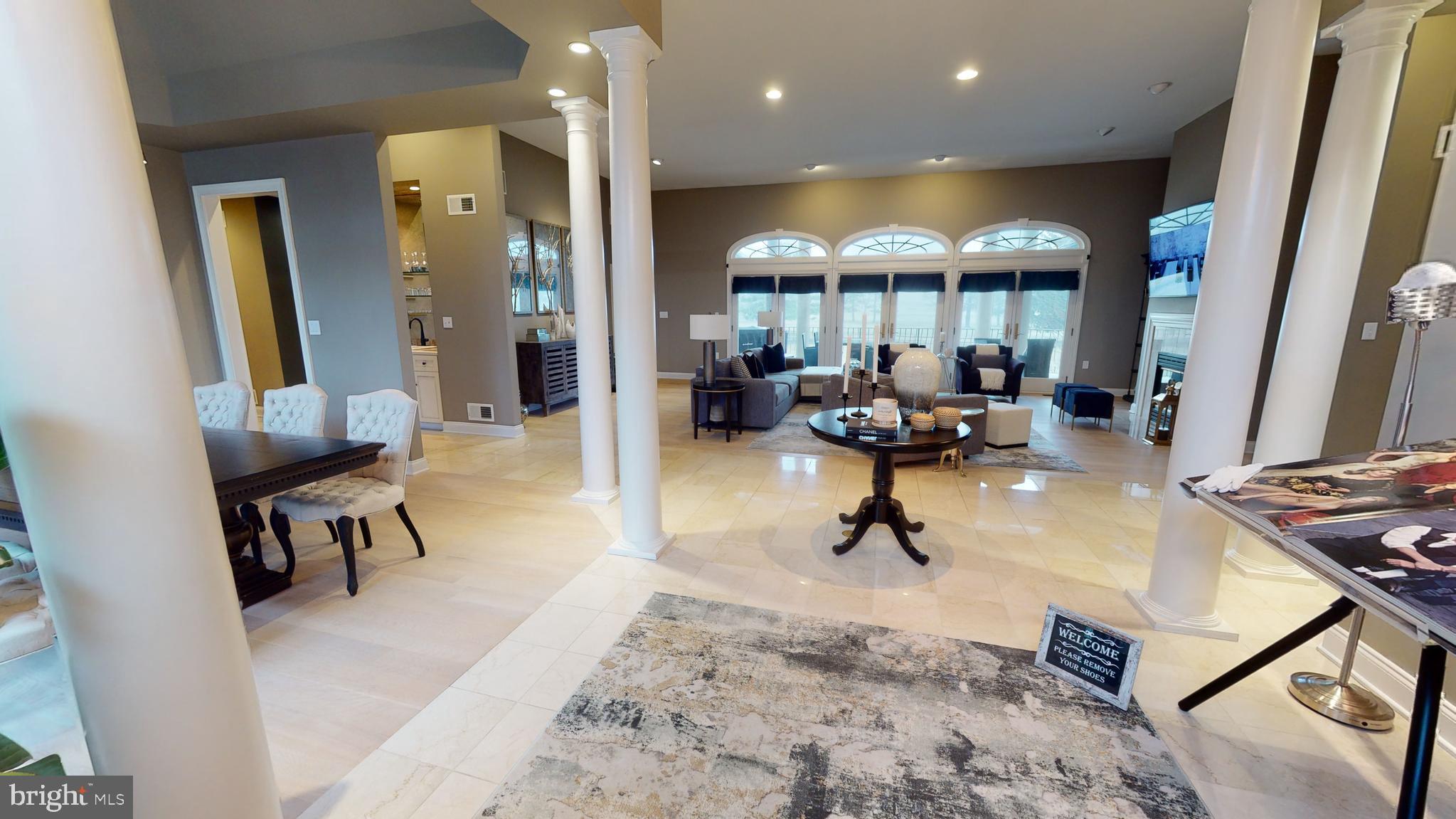 CENTRE HILLS - Residential