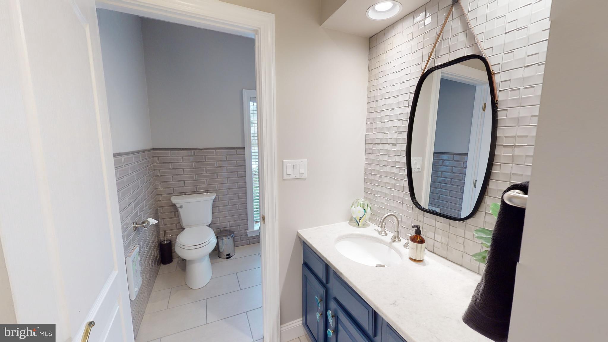 CENTRE HILLS - Residential