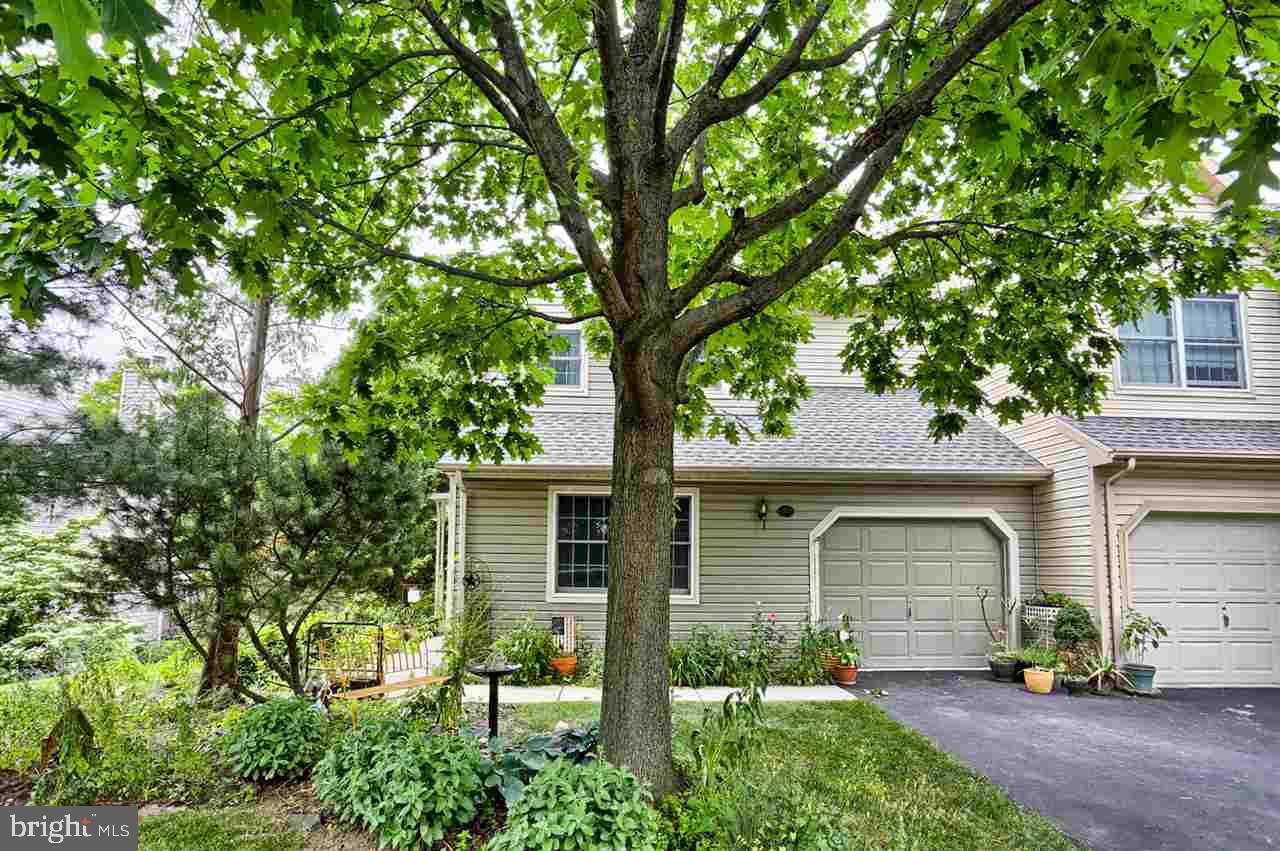 NORTHWOODS CROSSING - Residential