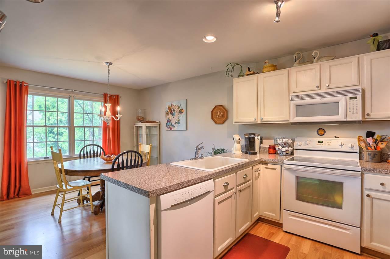 NORTHWOODS CROSSING - Residential