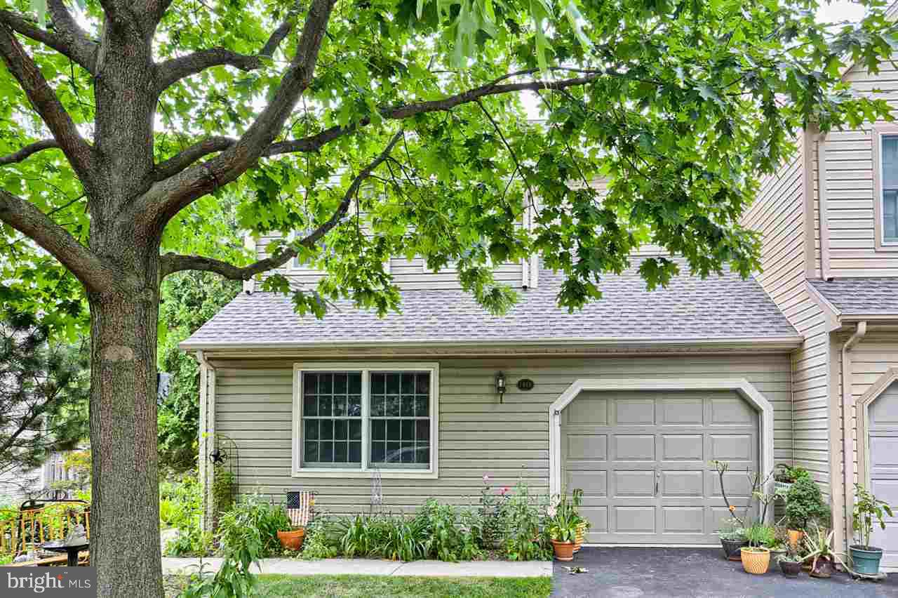 NORTHWOODS CROSSING - Residential