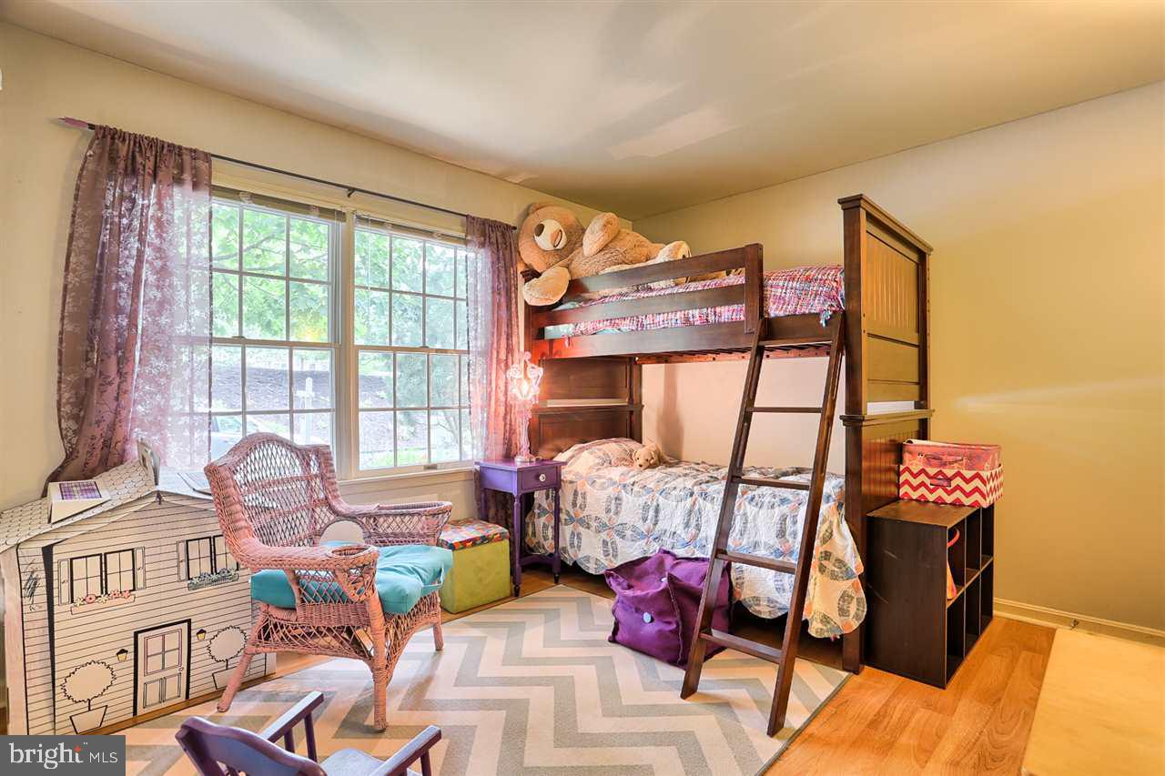 NORTHWOODS CROSSING - Residential