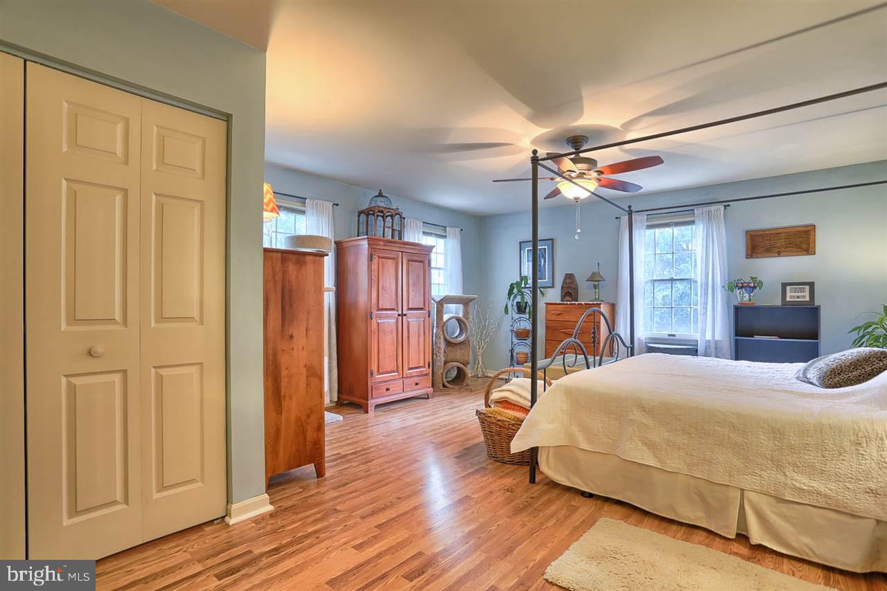 NORTHWOODS CROSSING - Residential