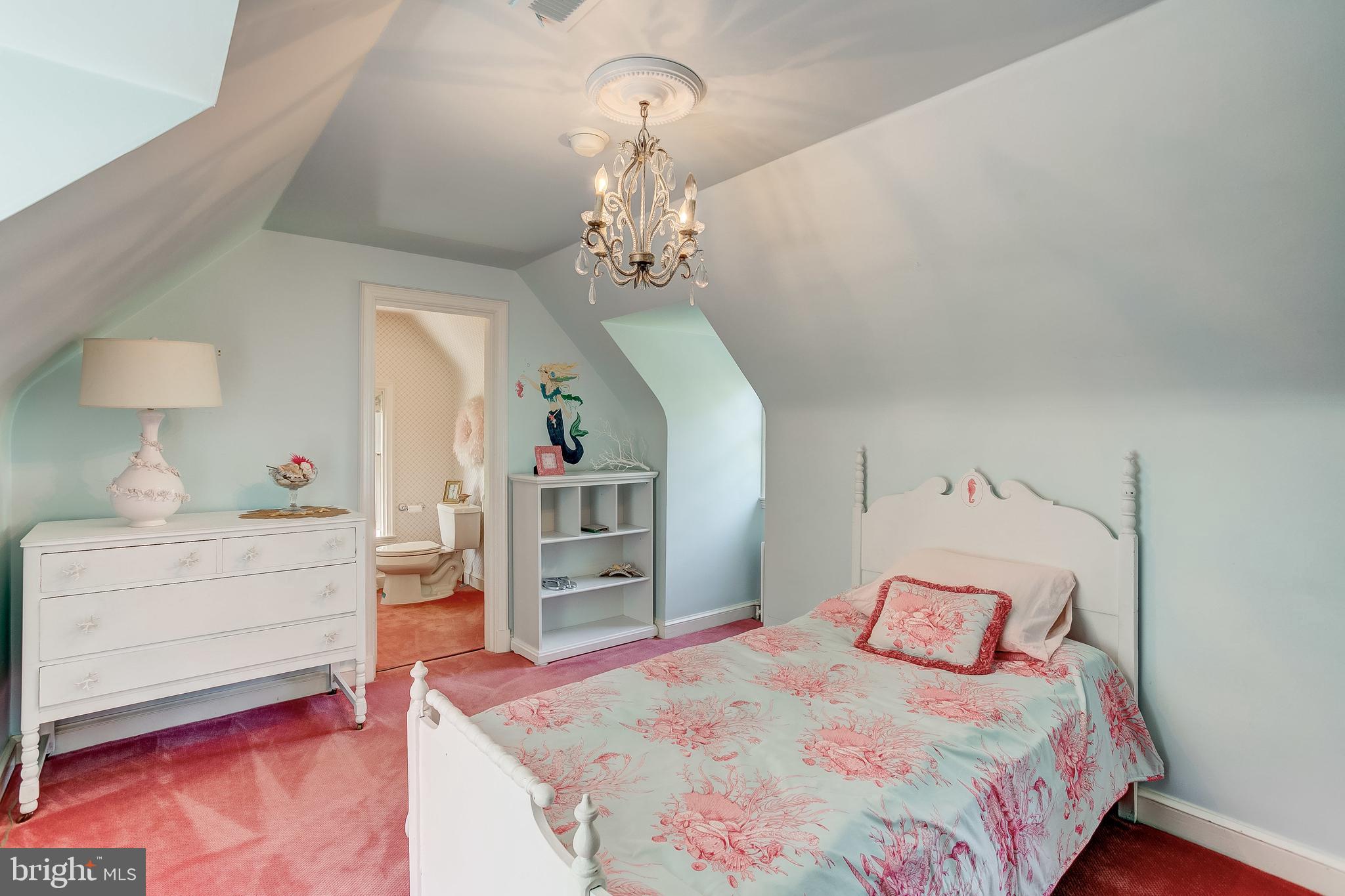 MEADOWCROFT - Residential