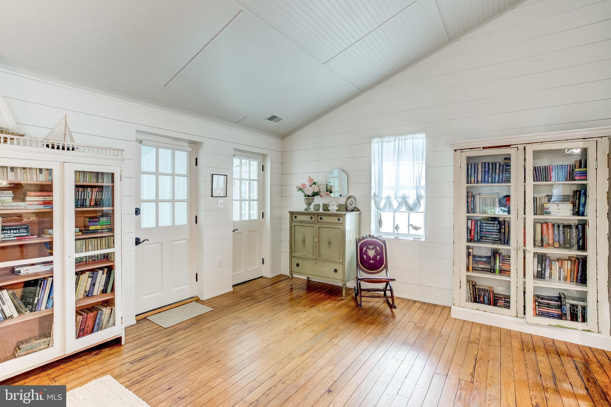 MEADOWCROFT - Residential