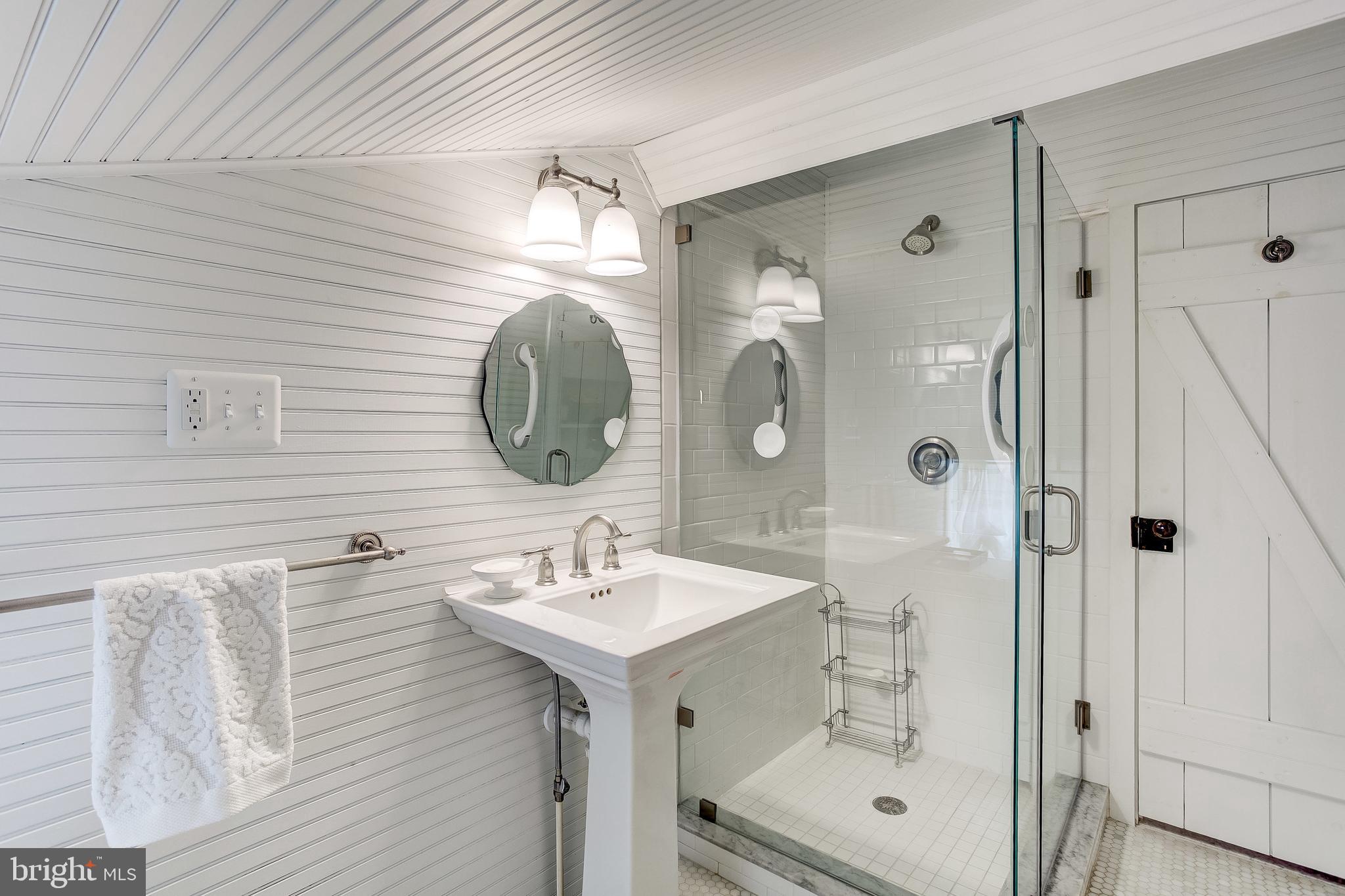 MEADOWCROFT - Residential