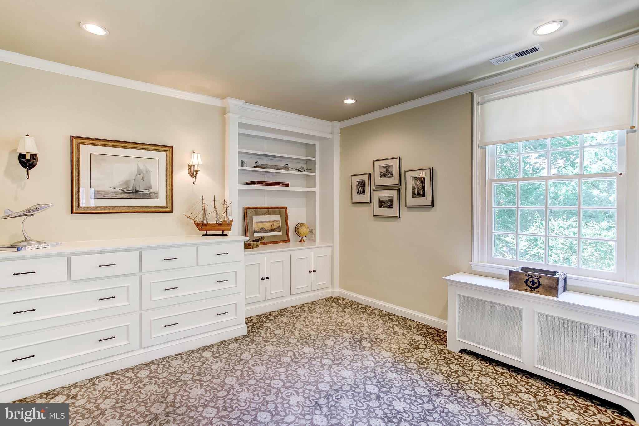 MEADOWCROFT - Residential