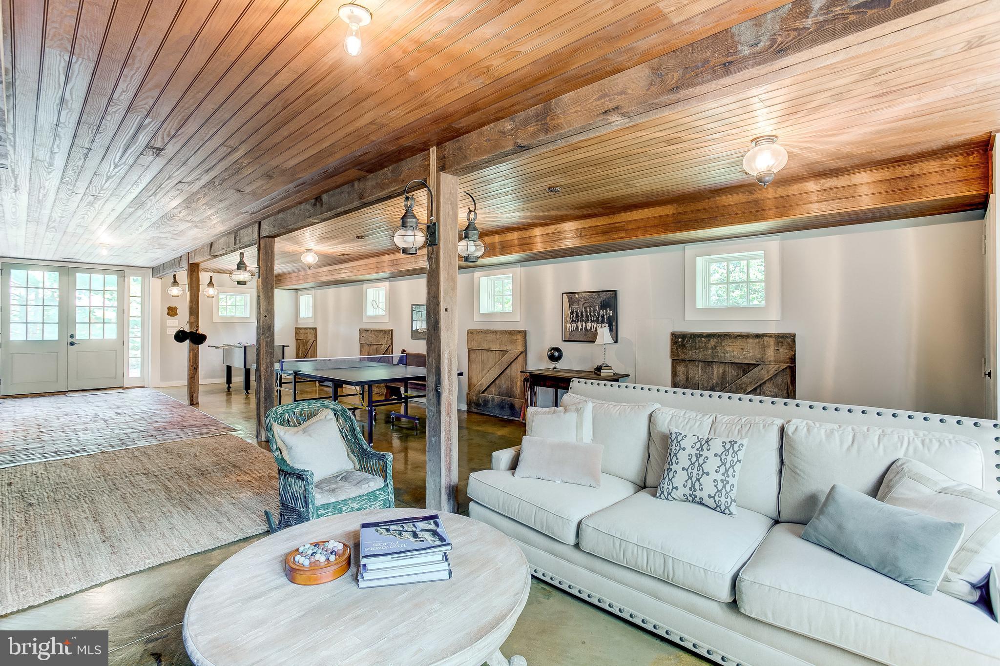 MEADOWCROFT - Residential