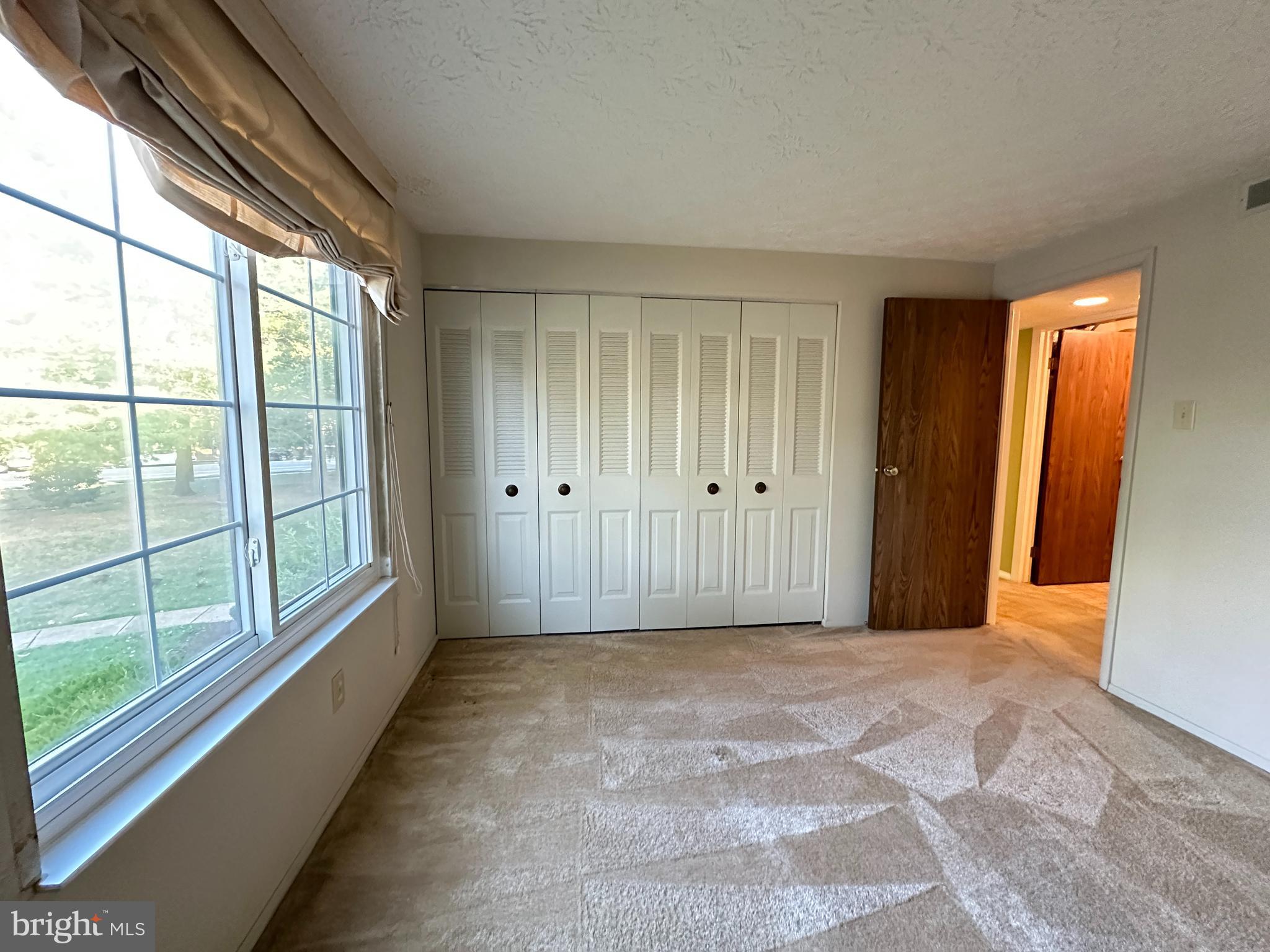 MOUNT VERNON LAKES - Residential