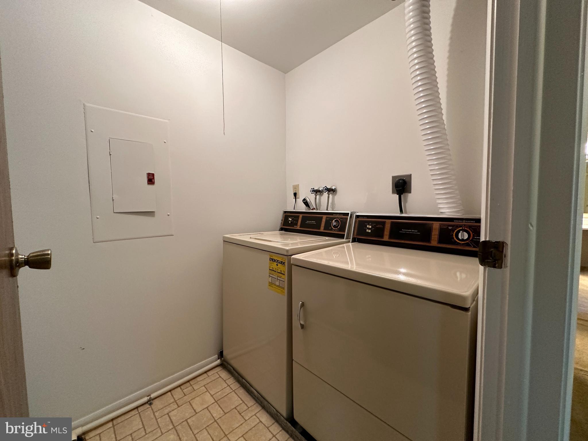 MOUNT VERNON LAKES - Residential