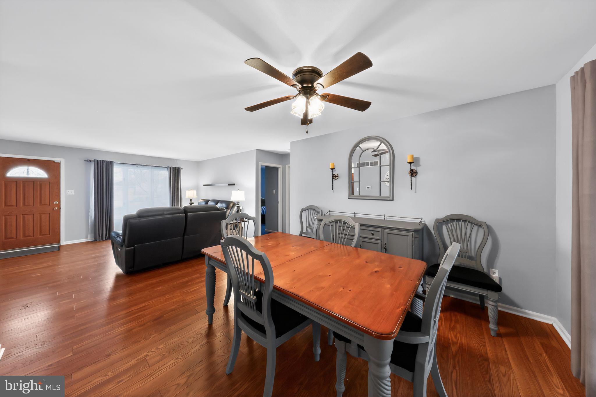 JAMESTOWNE - Residential