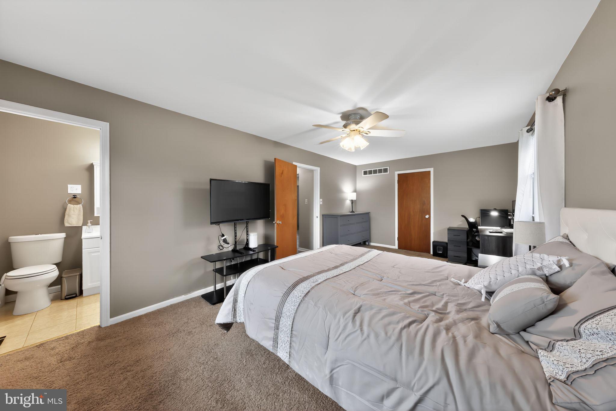 JAMESTOWNE - Residential