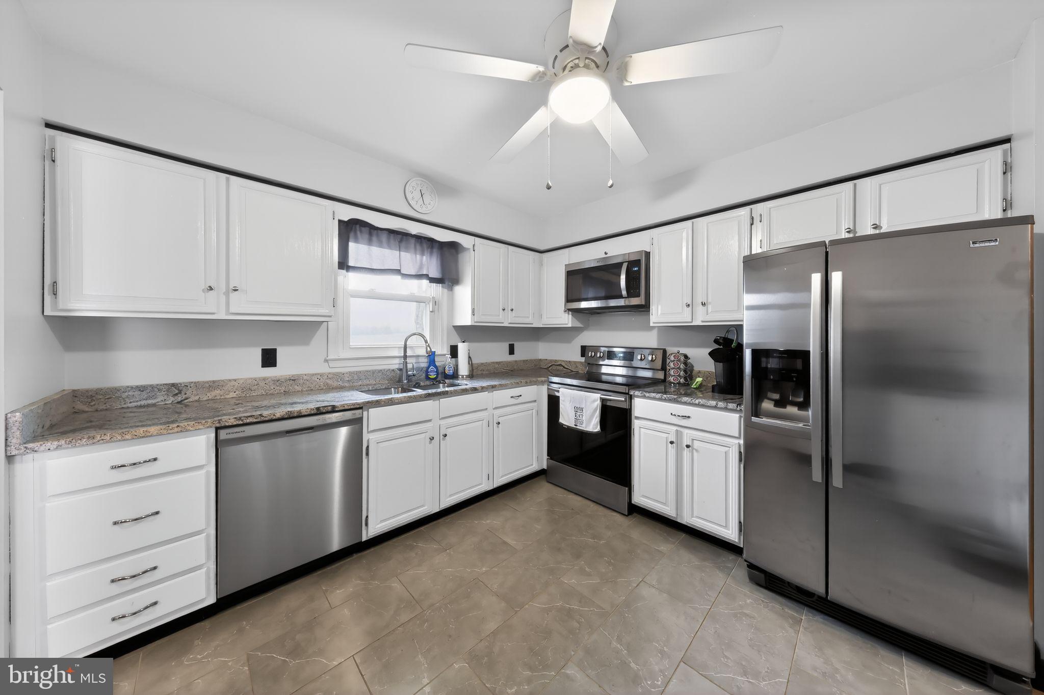 JAMESTOWNE - Residential