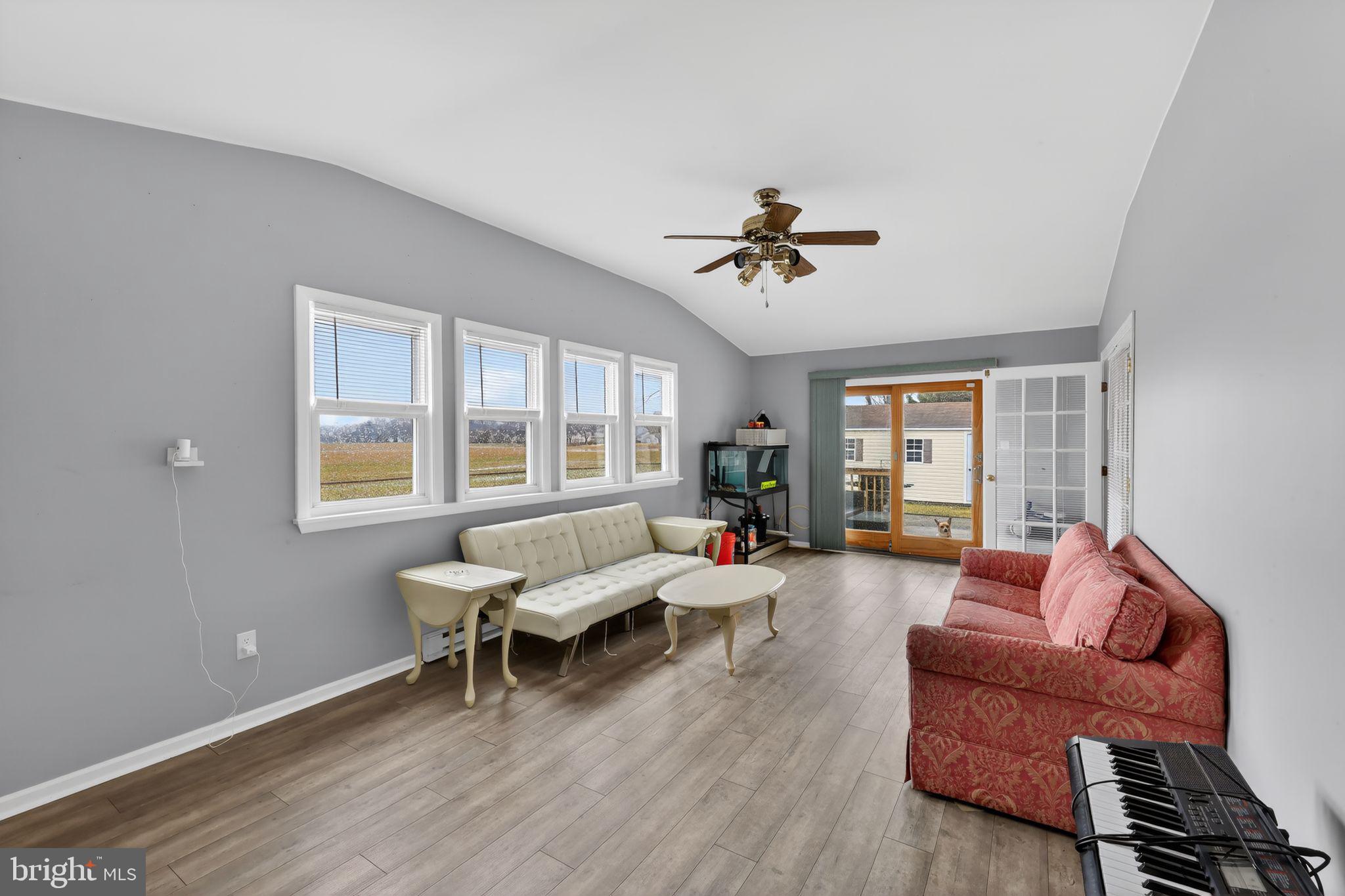 JAMESTOWNE - Residential