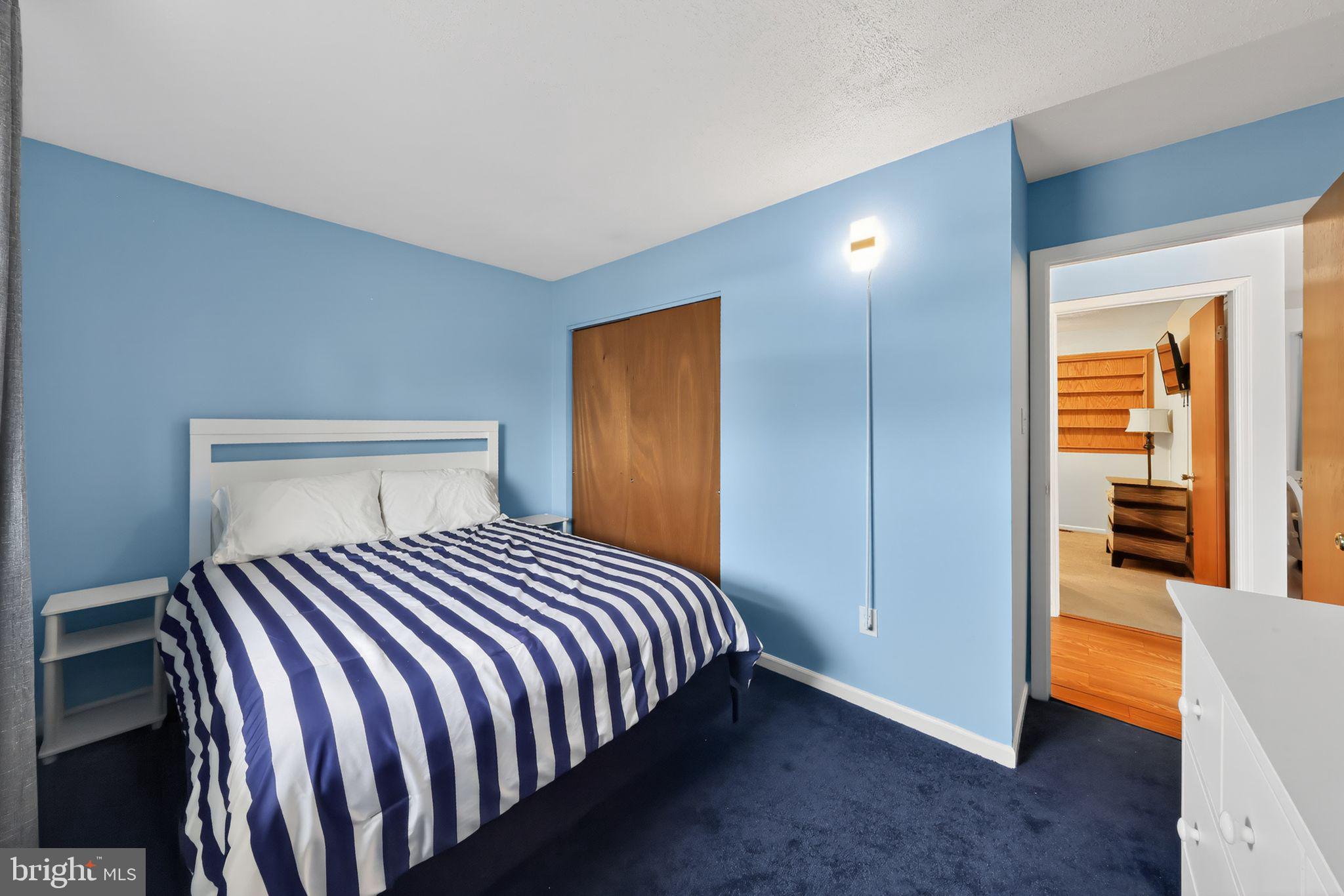 JAMESTOWNE - Residential