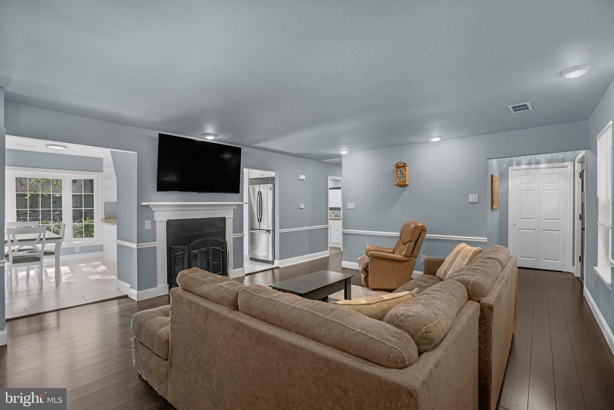 HUNTINGTON - Residential