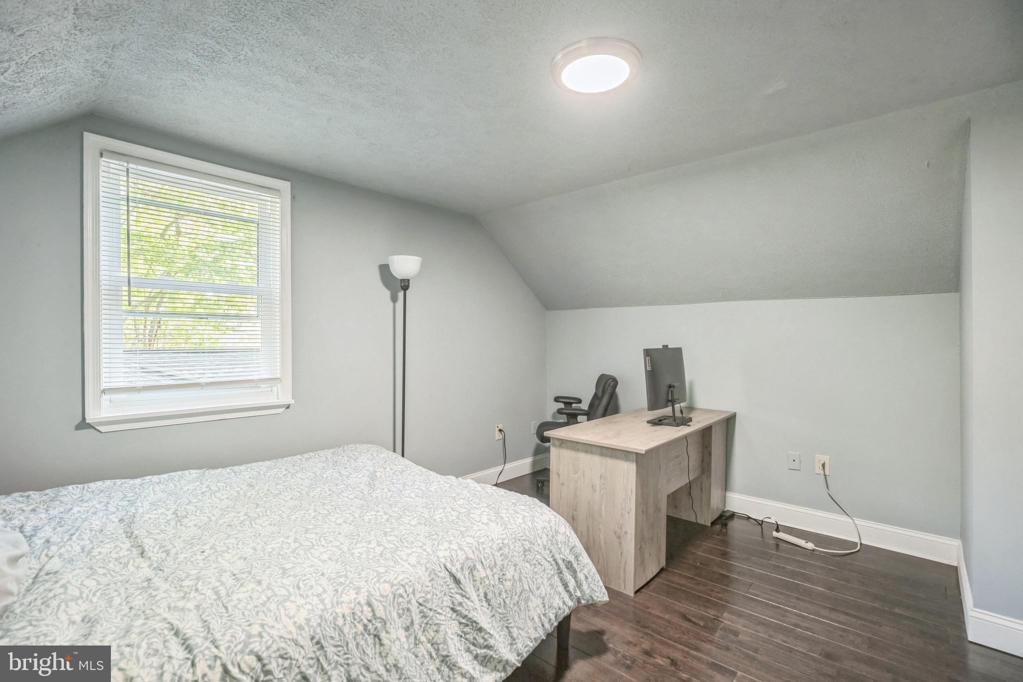 HUNTINGTON - Residential