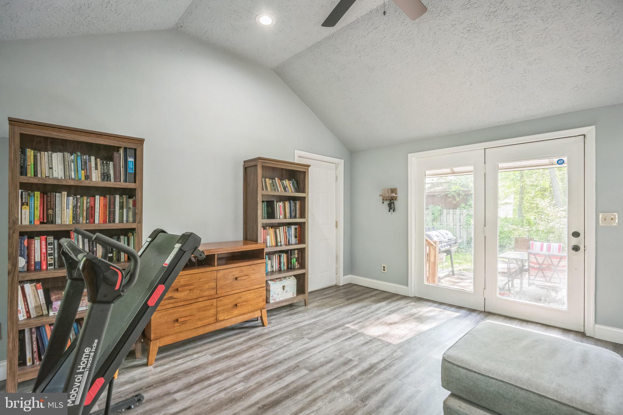 HUNTINGTON - Residential