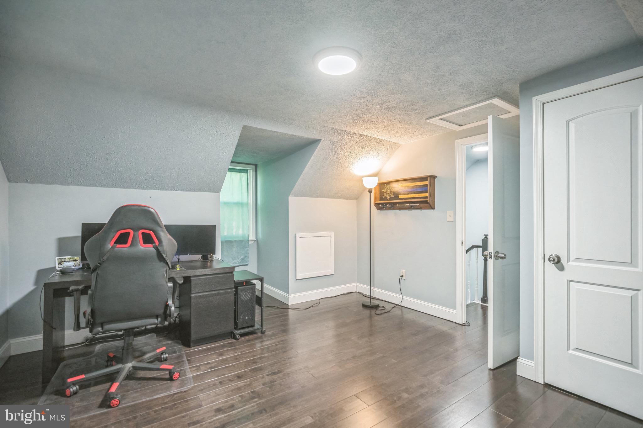 HUNTINGTON - Residential