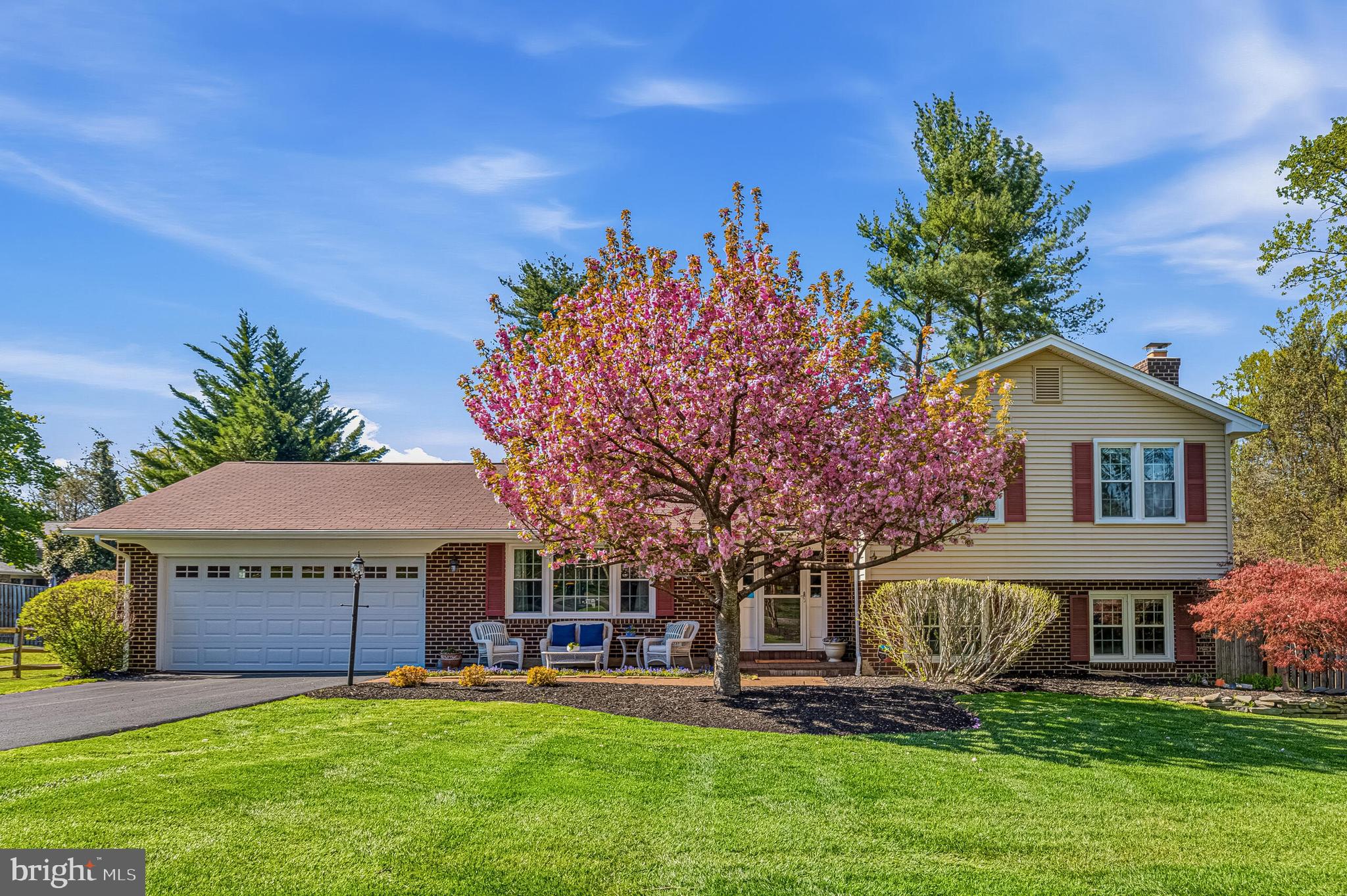 CLARKES LANDING - Residential