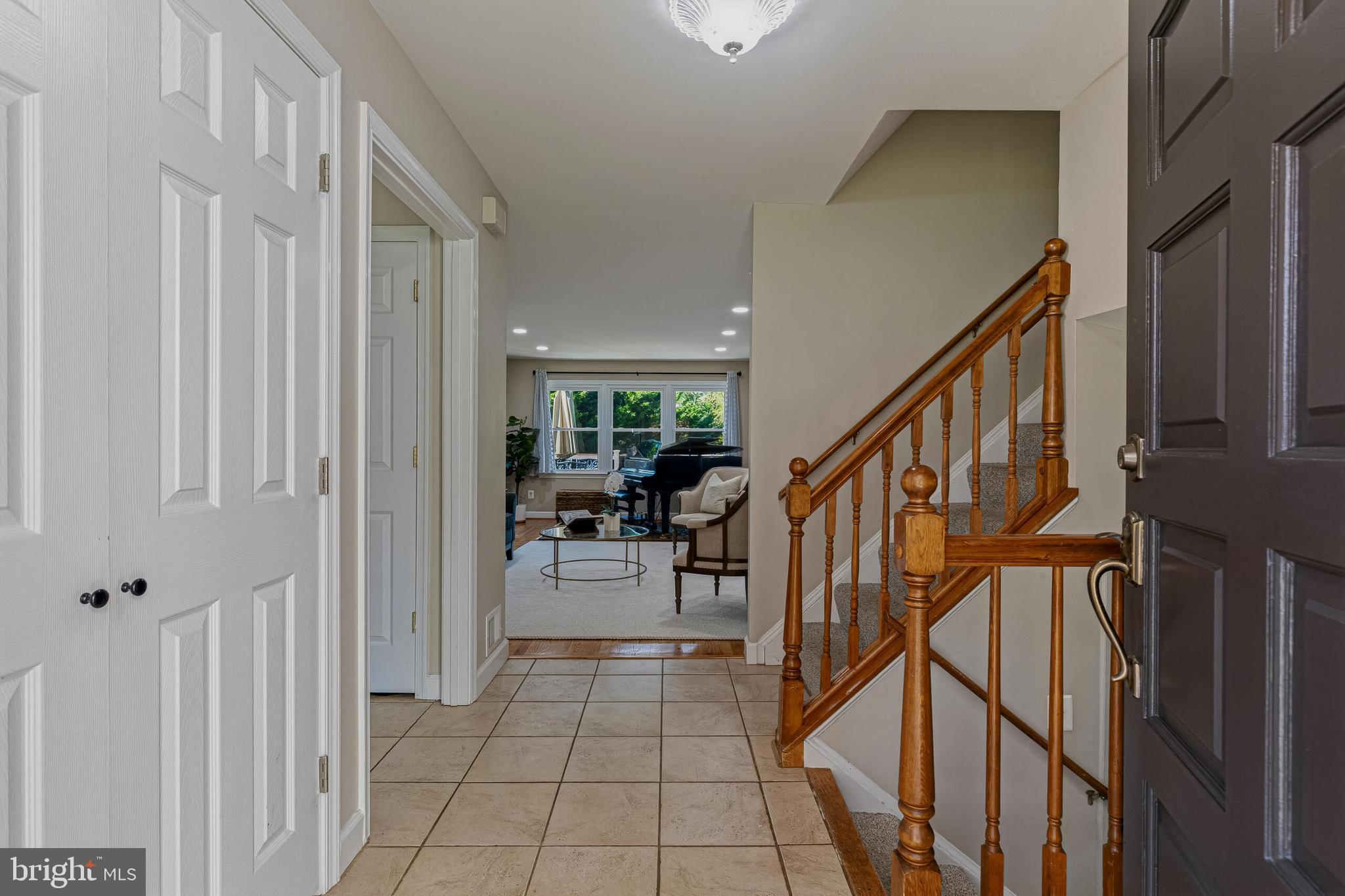 CLARKES LANDING - Residential