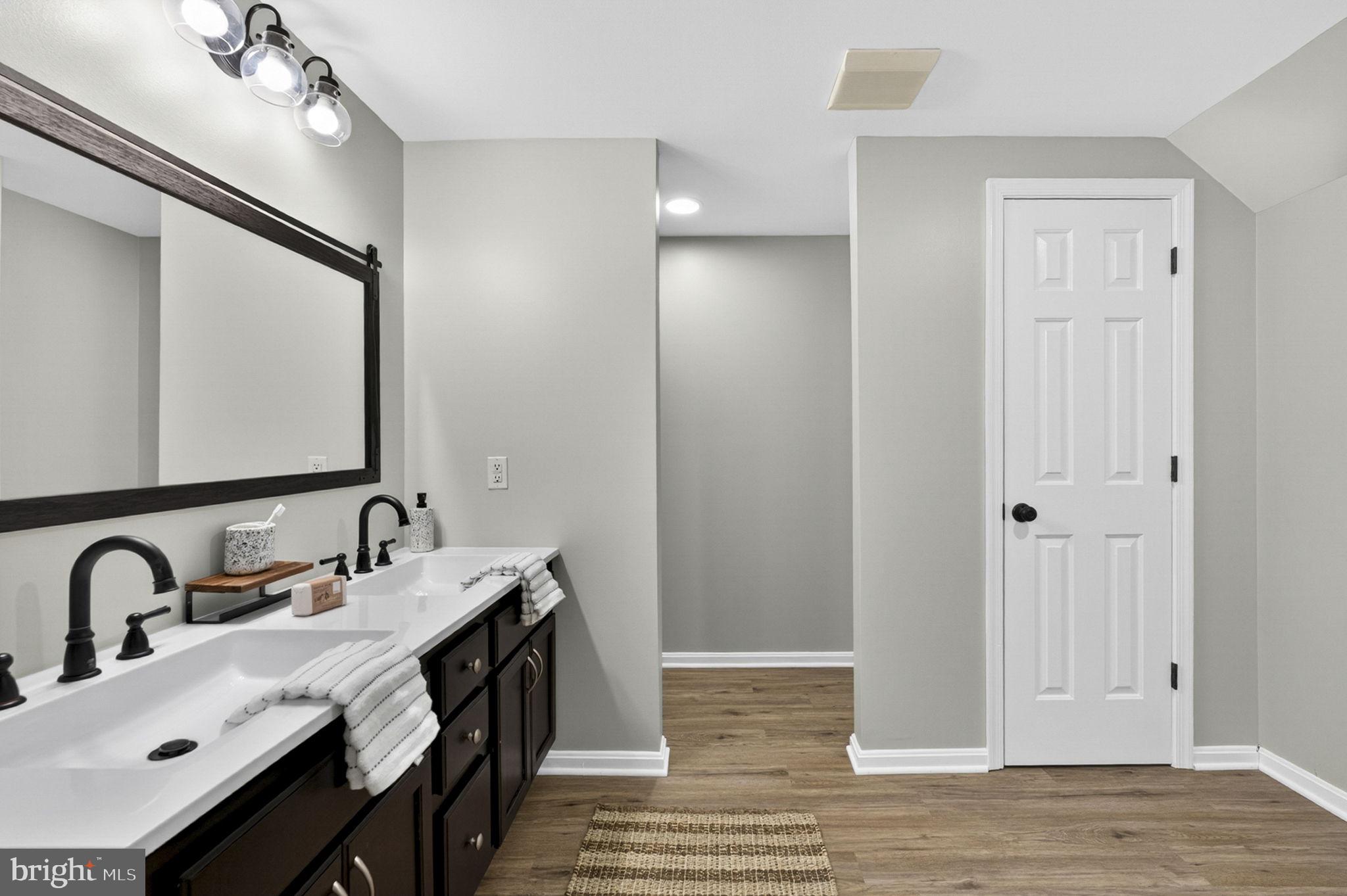BLACK OAK - Residential
