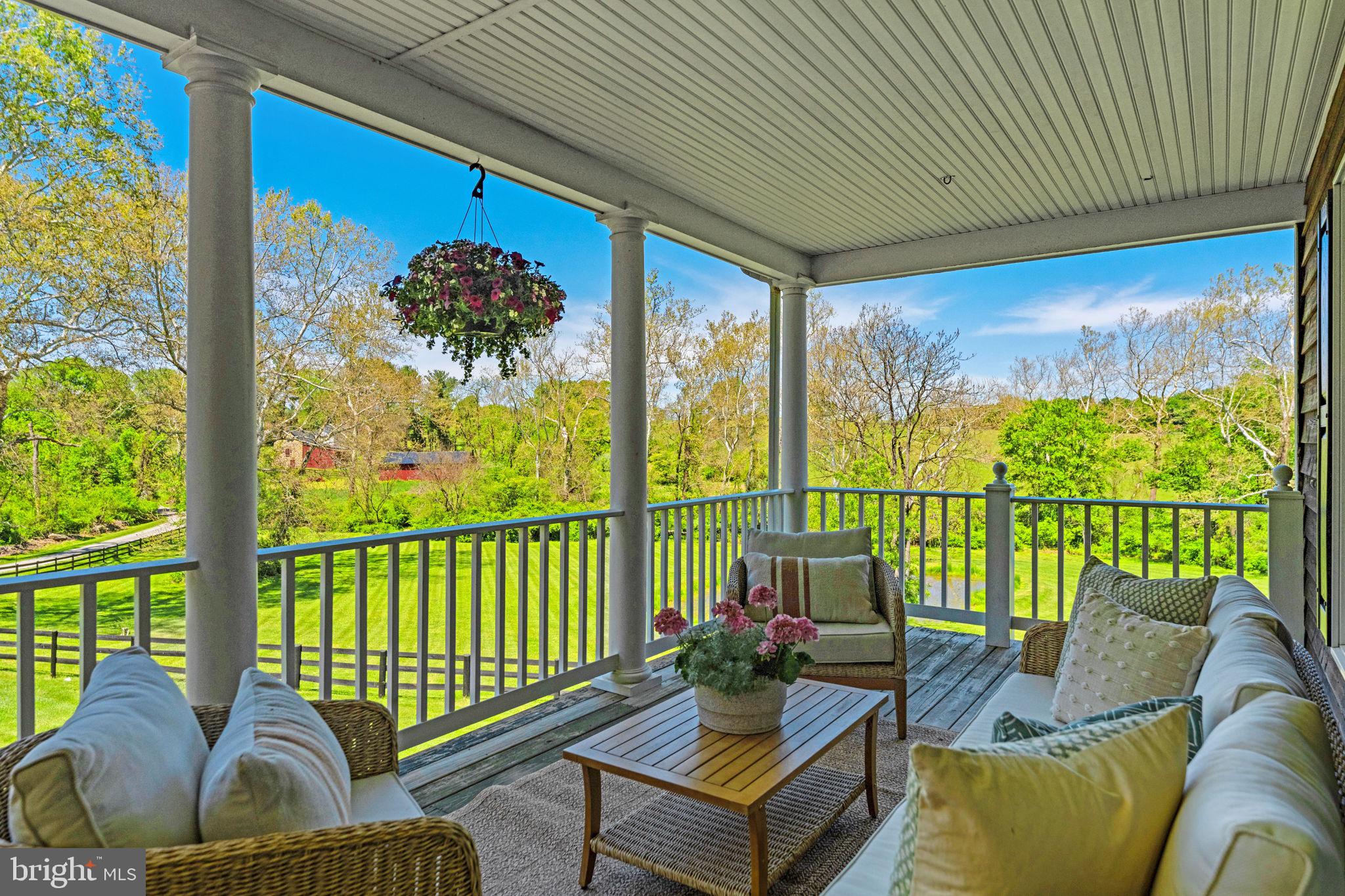 BLACK OAK - Residential