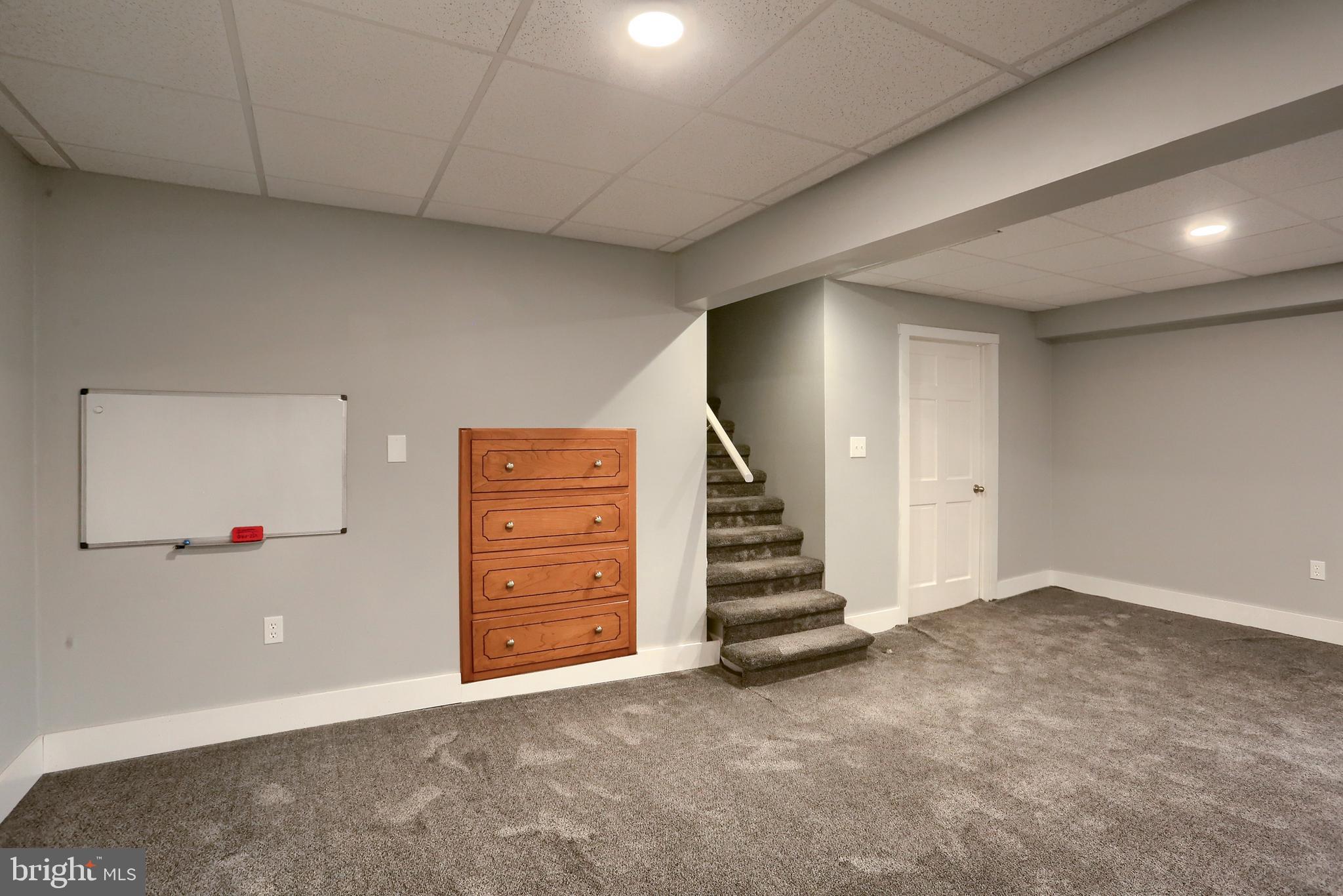 CLOVERLY ACRES - Residential