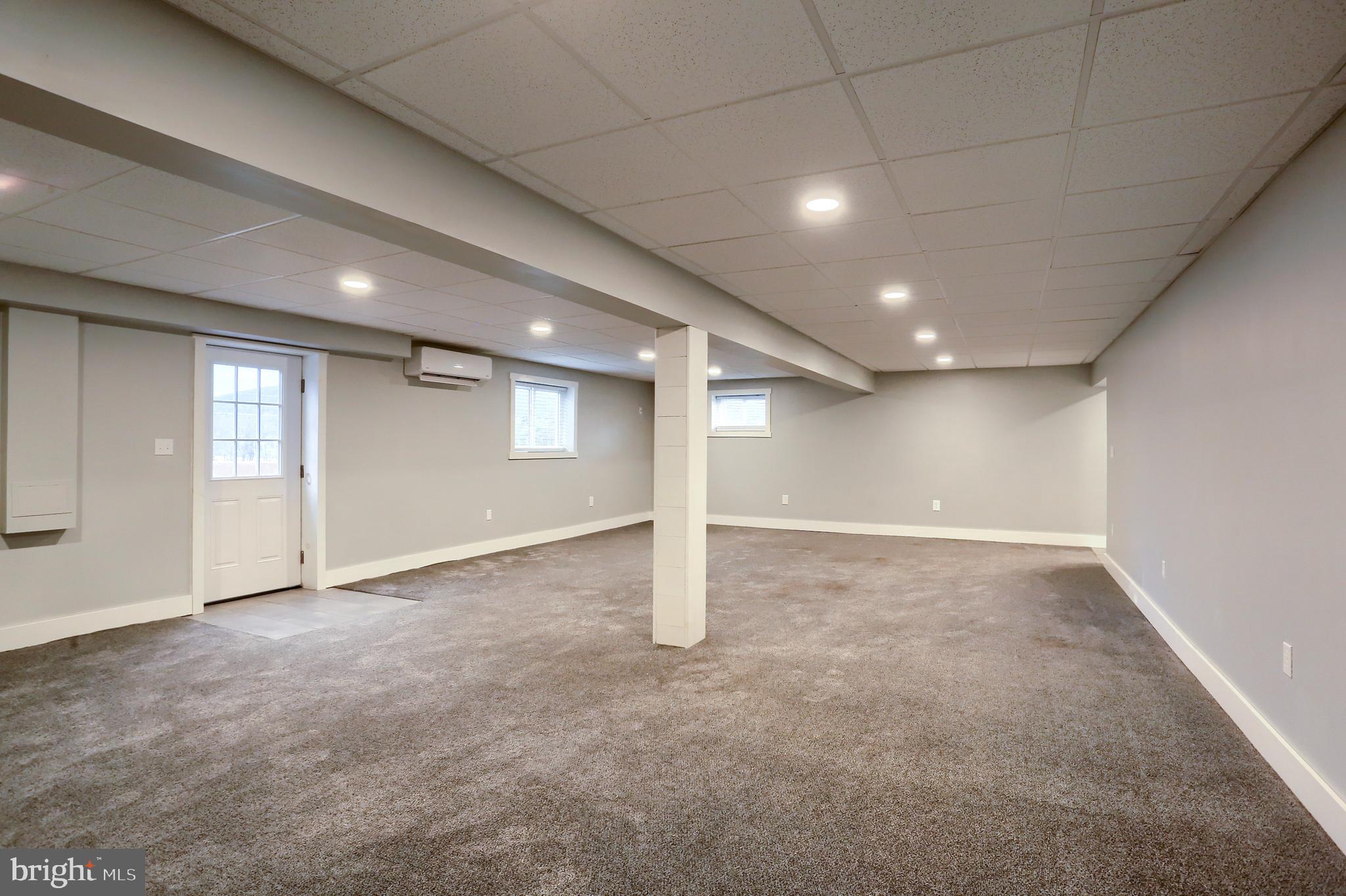 CLOVERLY ACRES - Residential