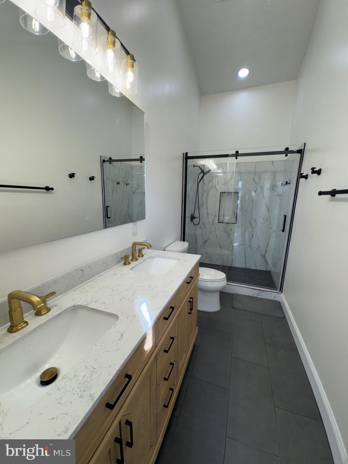 VISTA GARDENS PLAT 1> - Residential