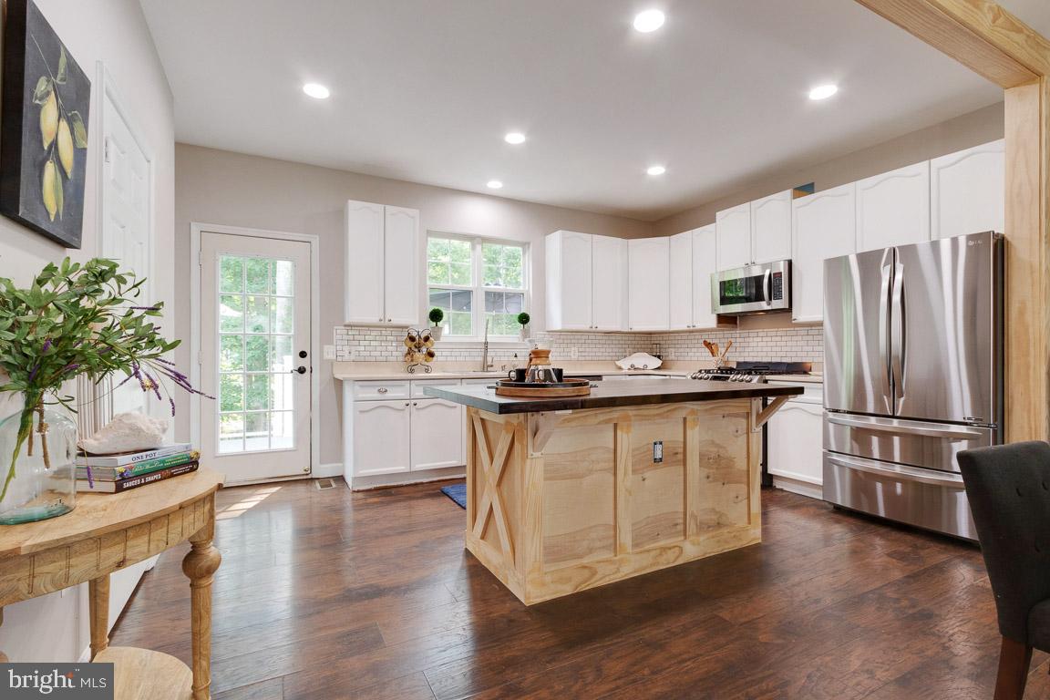 HEATHER HILLS/BRIGHTFLD - Residential Lease