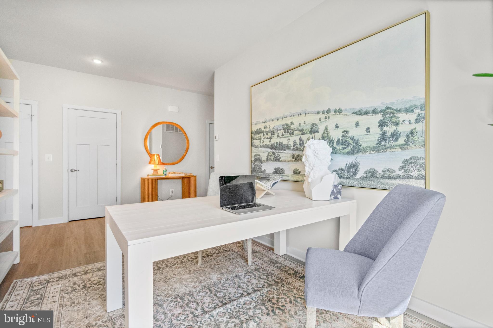 ABRAMS POINTE - Residential