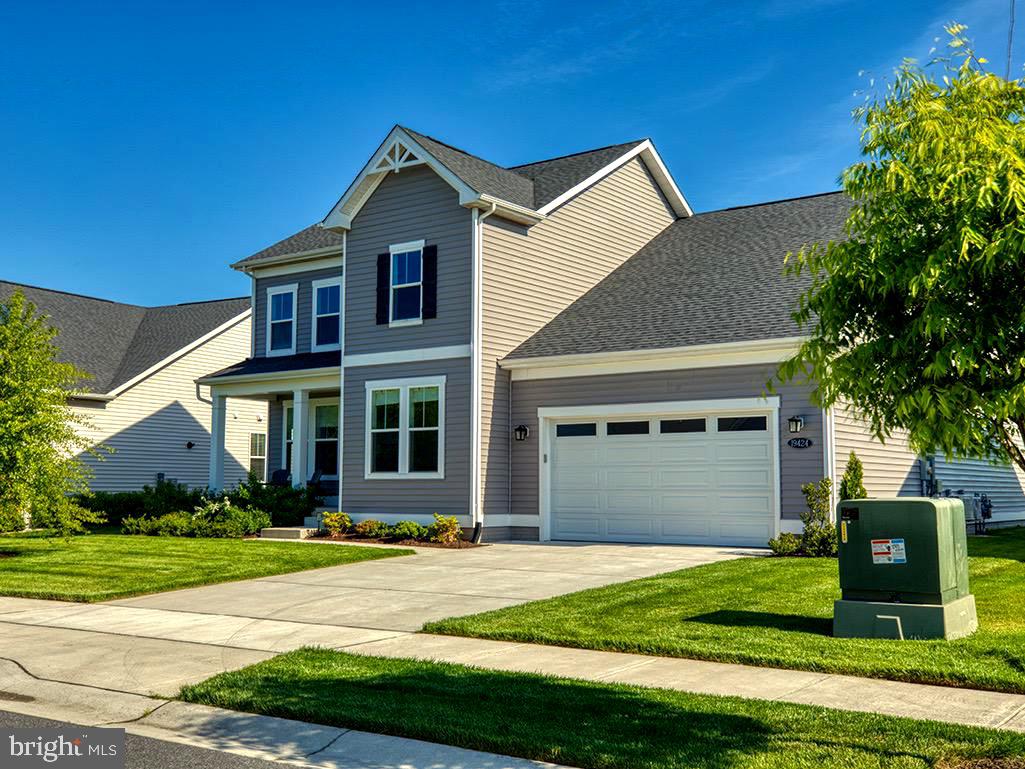 19424 LOVETT LANE